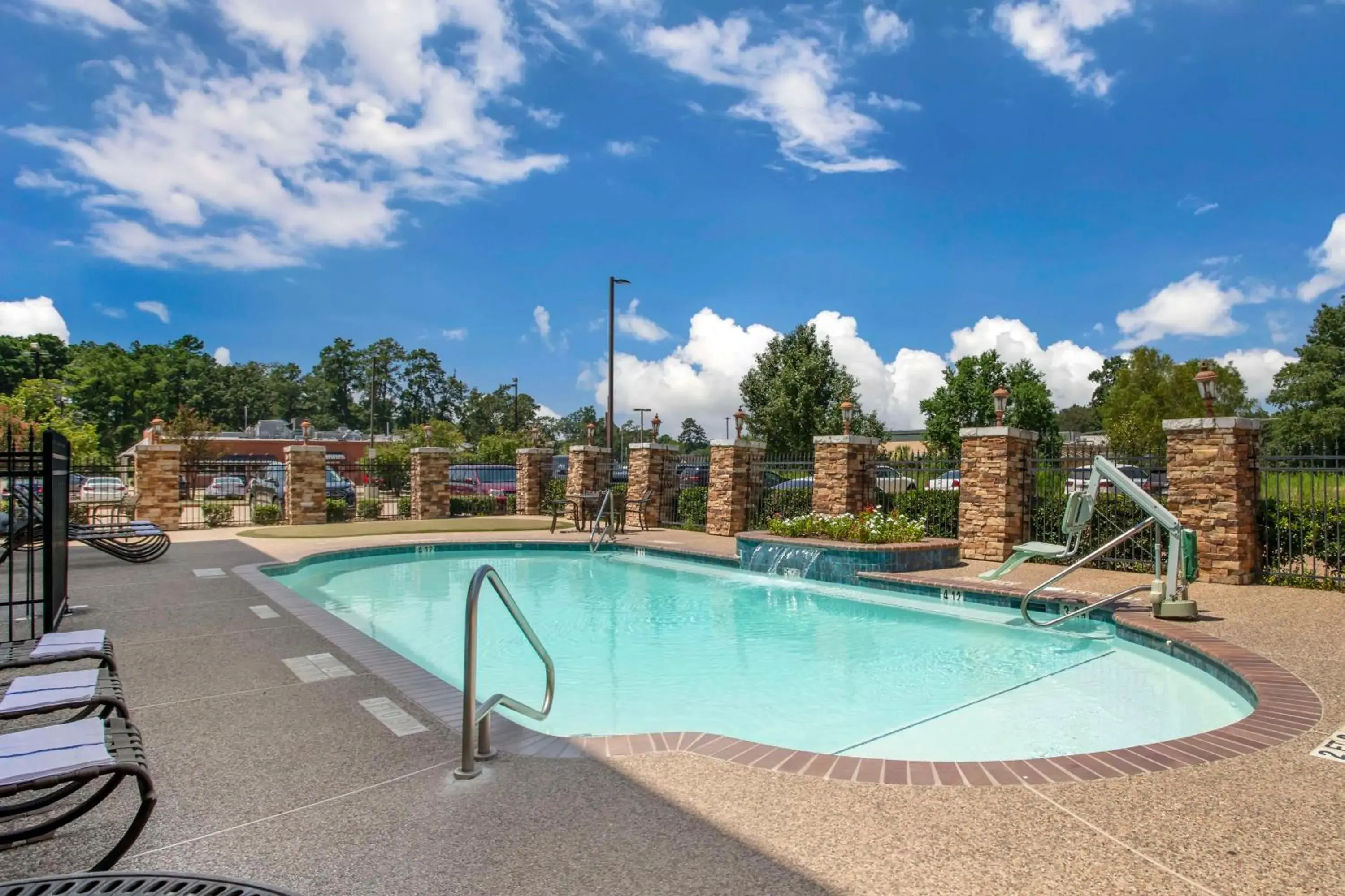 Pool view in Best Western Plus Crown Colony Inn & Suites Pool view in Best Western Plus Crown Colony Inn & Suites