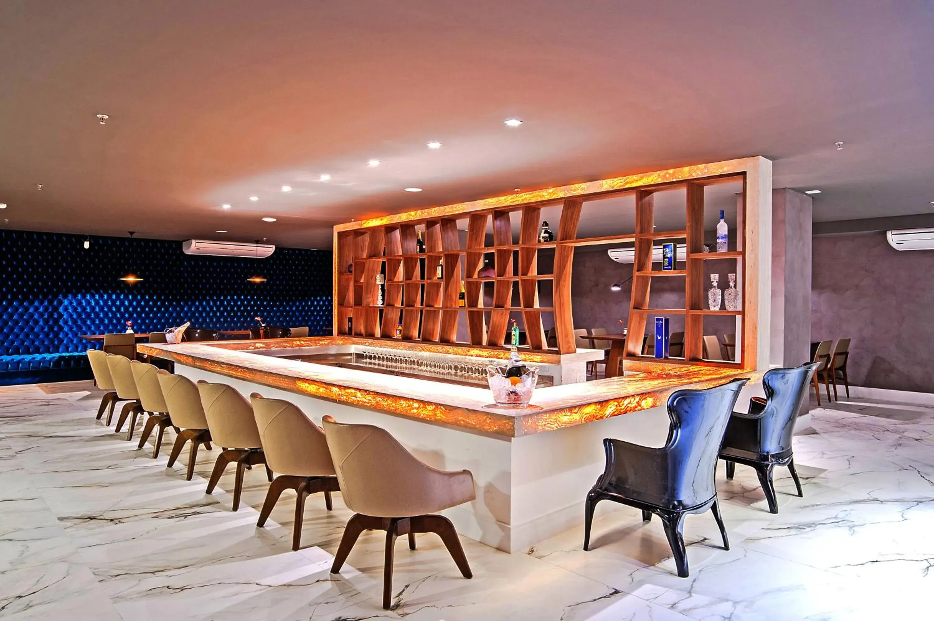 Lounge or bar in Brut by Slaviero Hotéis Lounge or bar in Brut by Slaviero Hotéis