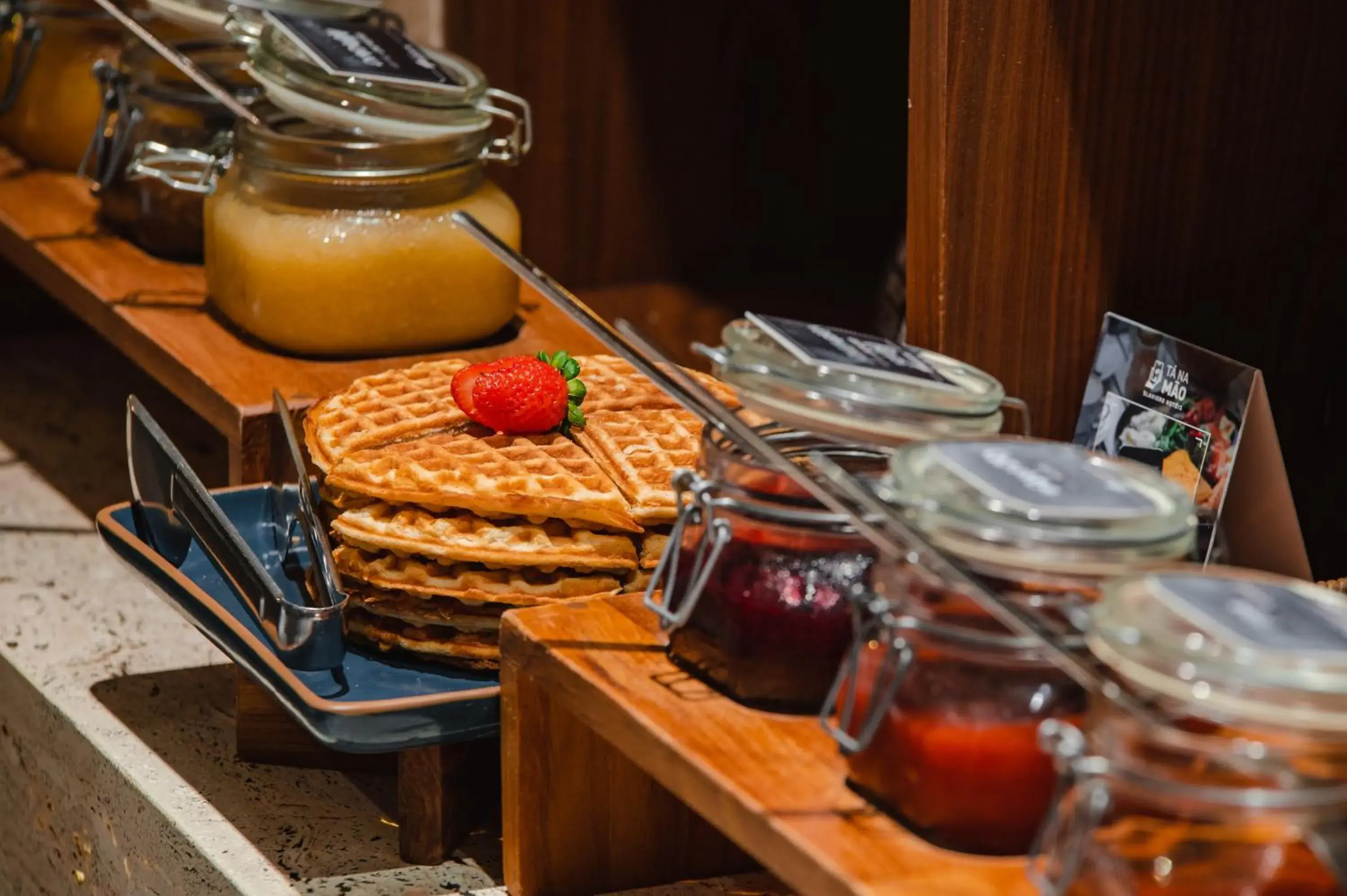 Restaurant/places to eat in Brut by Slaviero Hotéis Restaurant/places to eat in Brut by Slaviero Hotéis