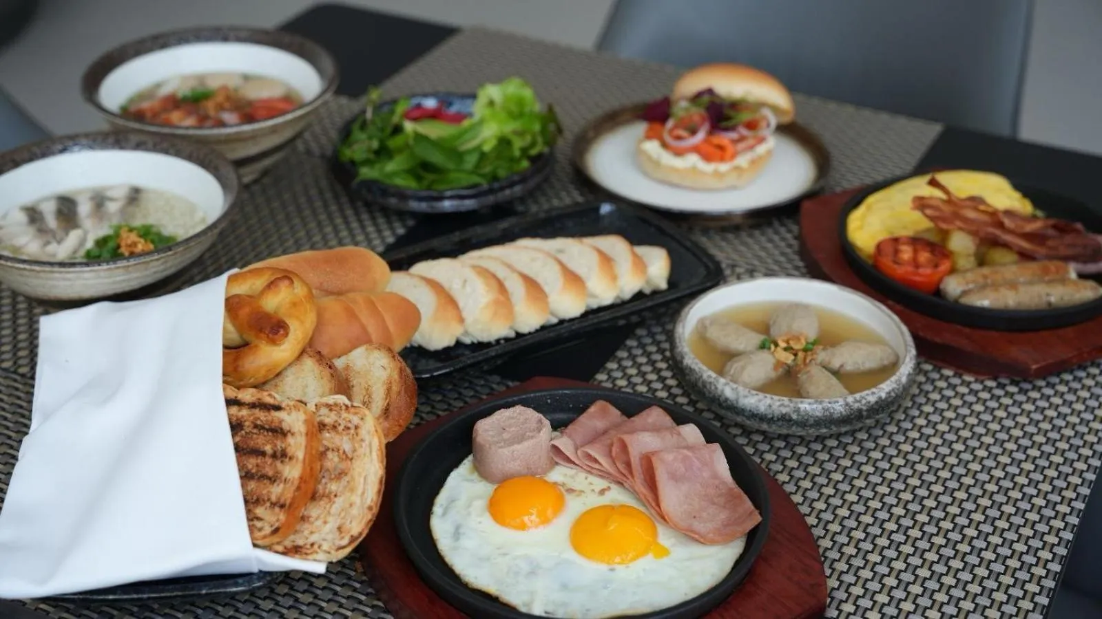 Breakfast in One Riviera Hotel and Residences