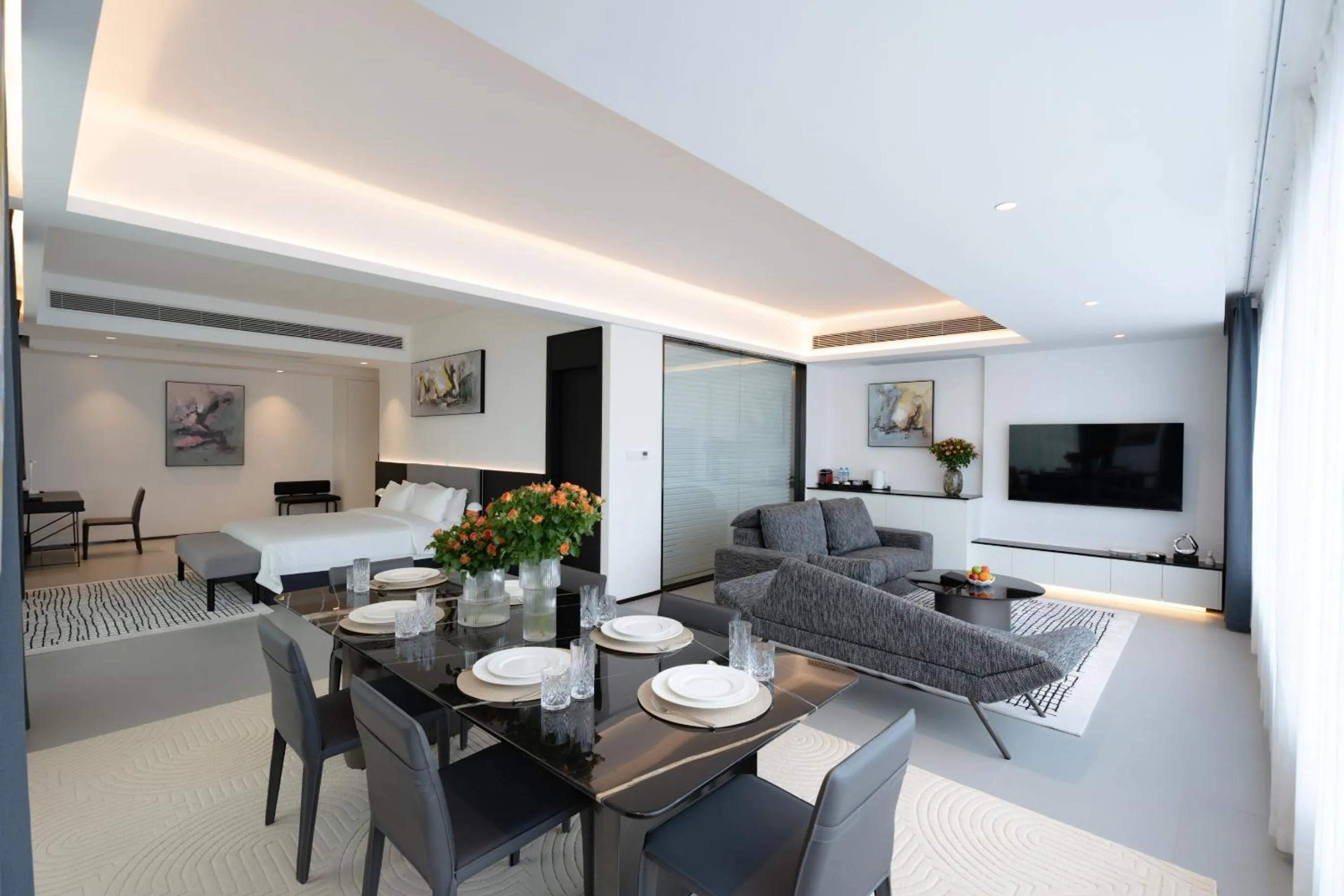 Dining area in One Riviera Hotel and Residences