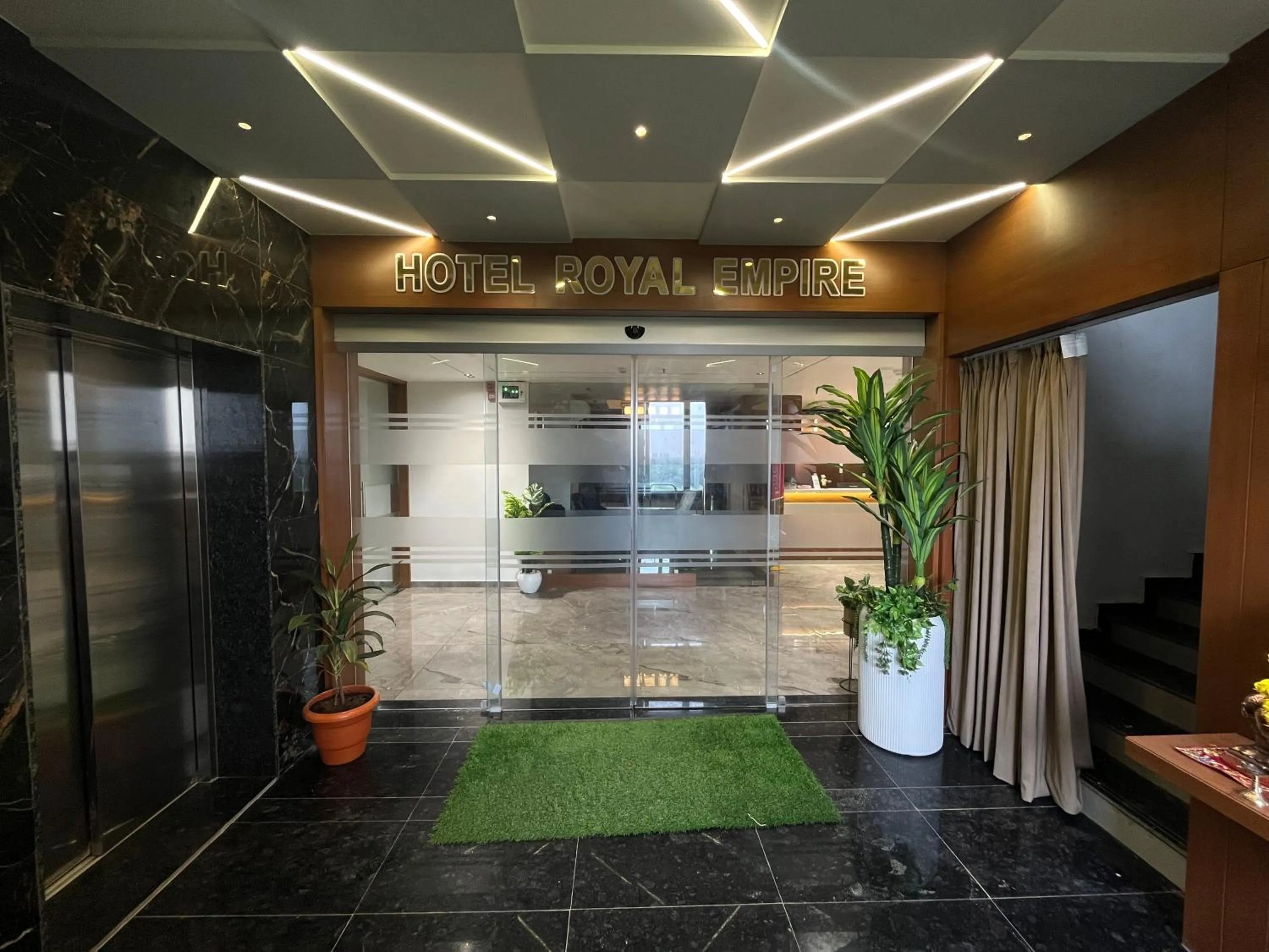 Lobby or reception in Hotel Royal Empire