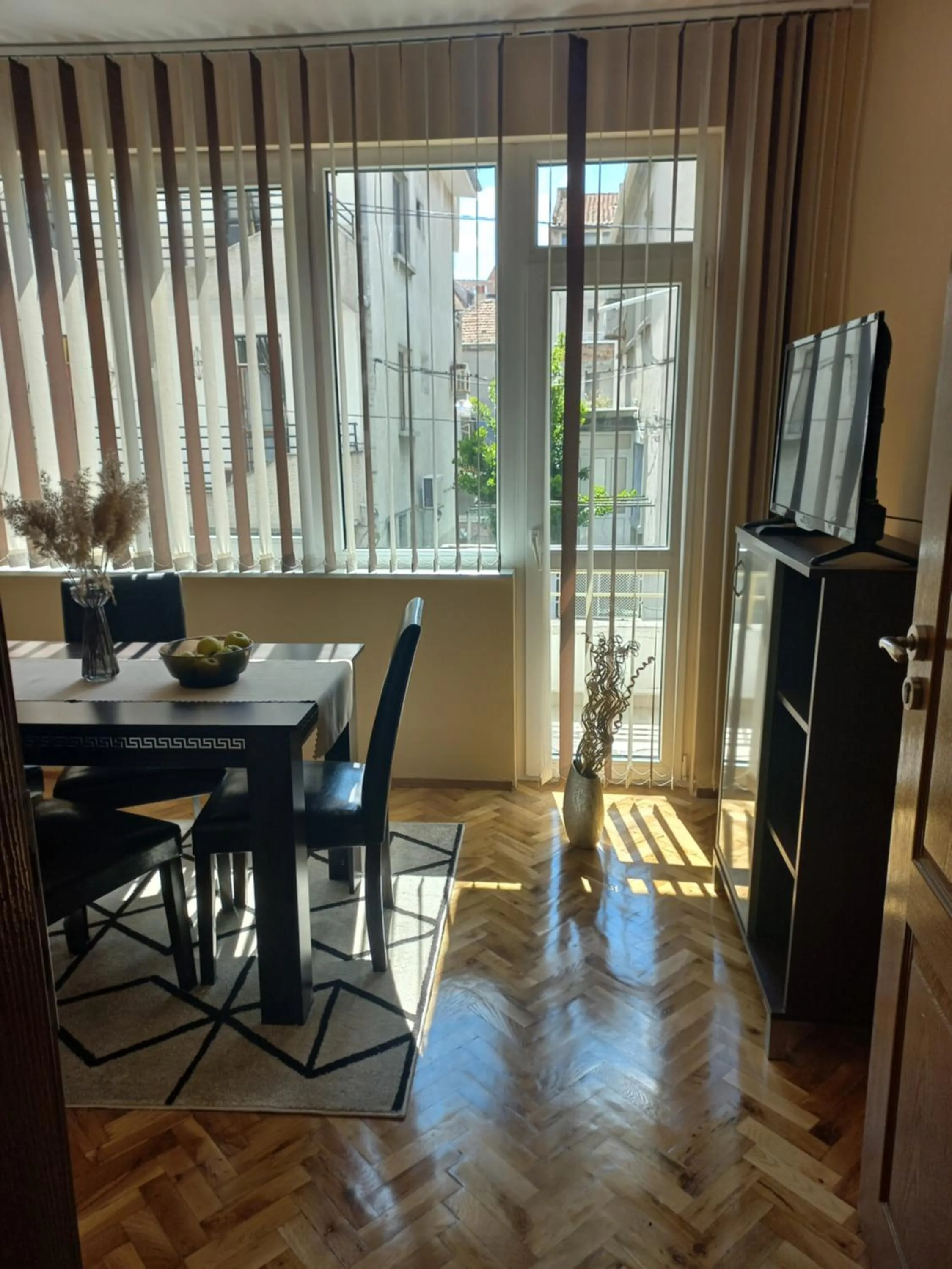 Dining area in Guest House Dani