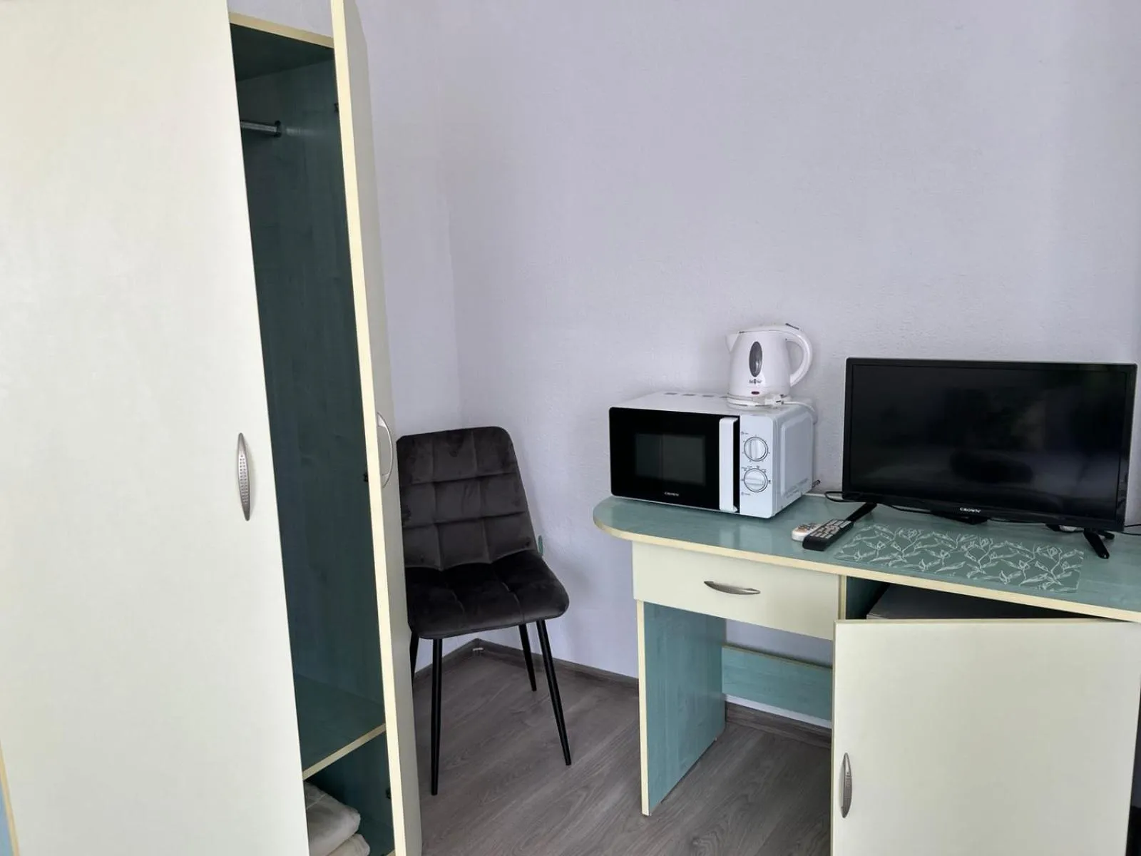 TV and multimedia in Guest House Dani