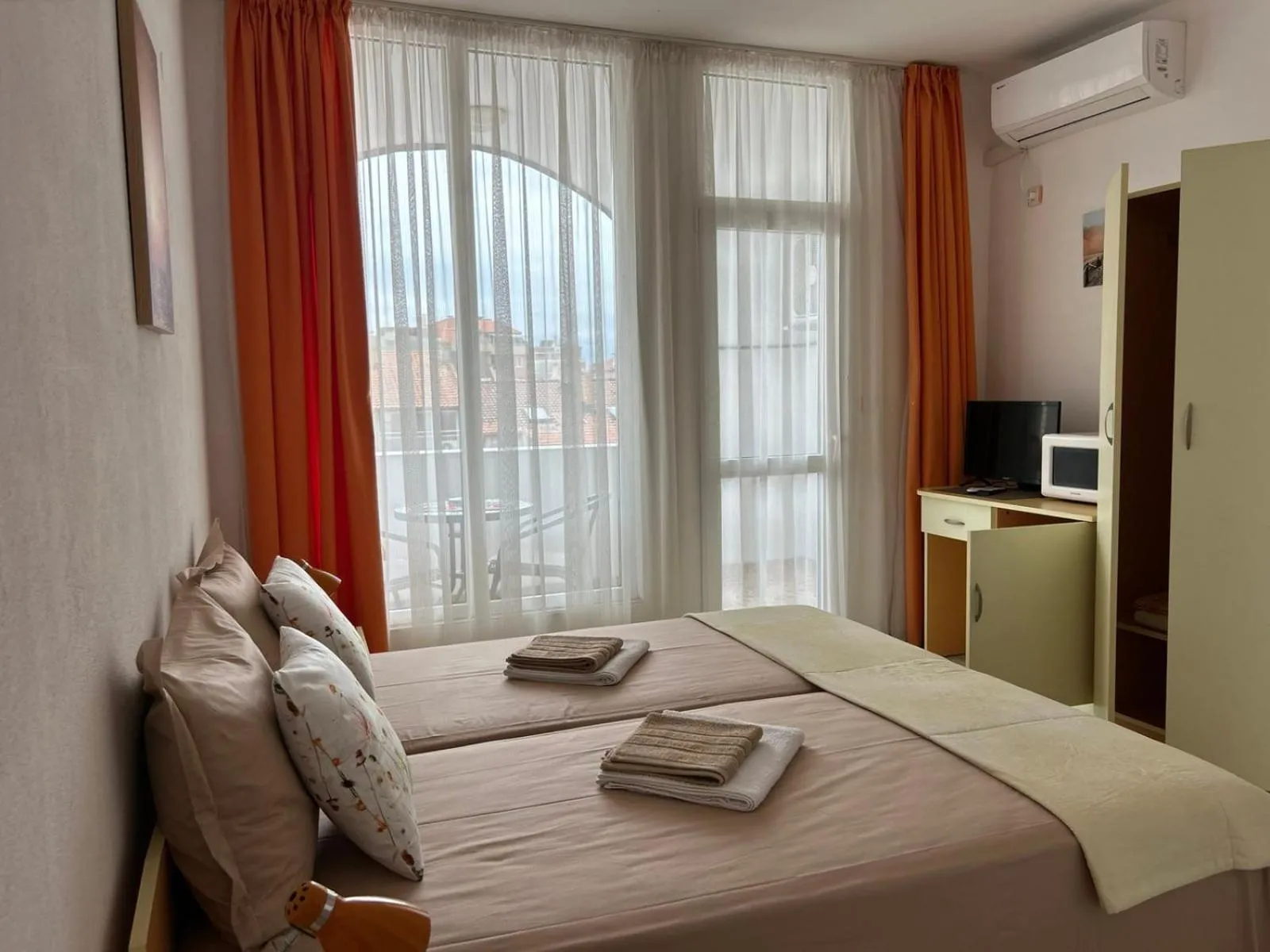 Bed in Guest House Dani