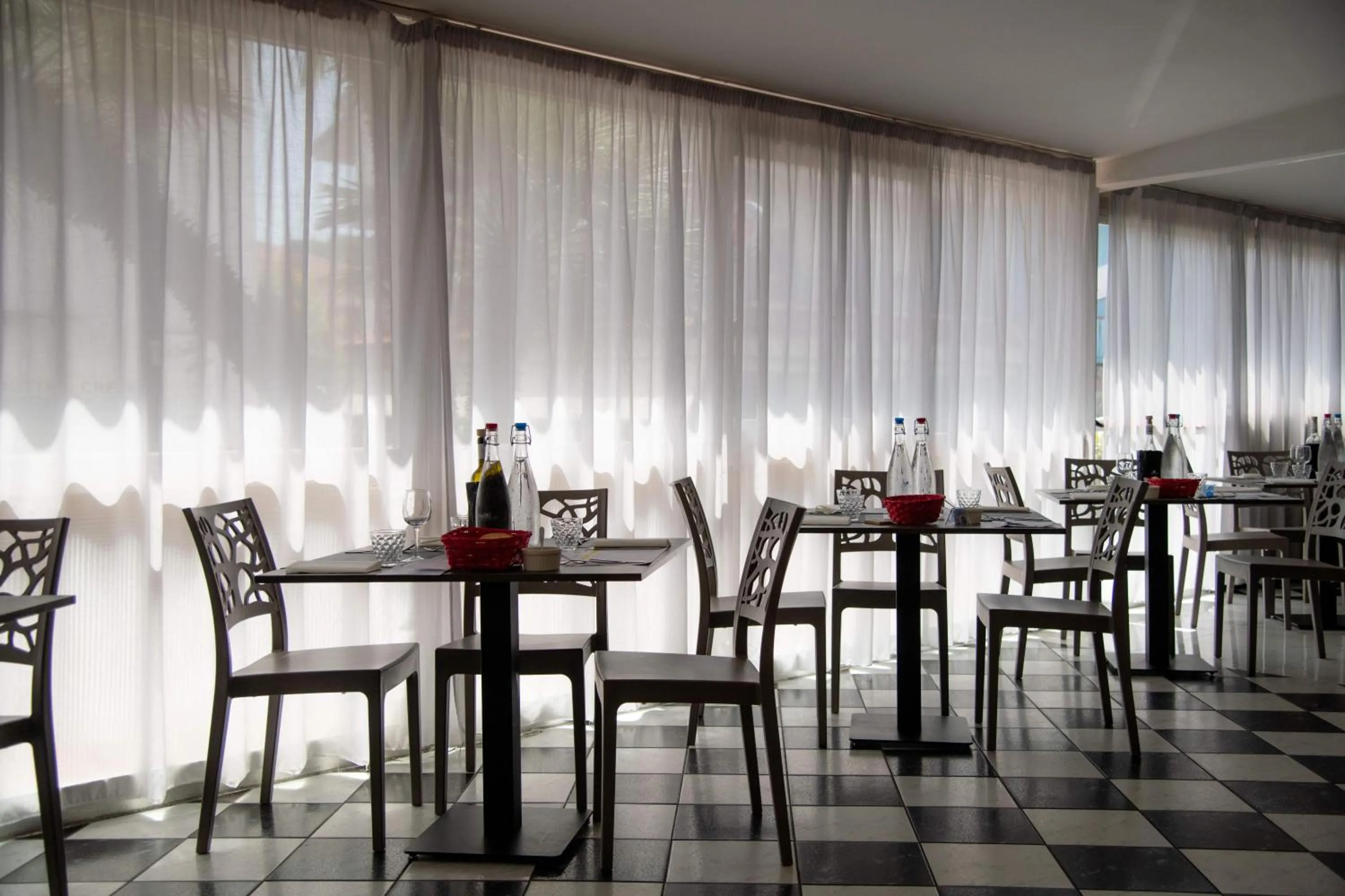 Restaurant/places to eat in Hotel Club La Villa