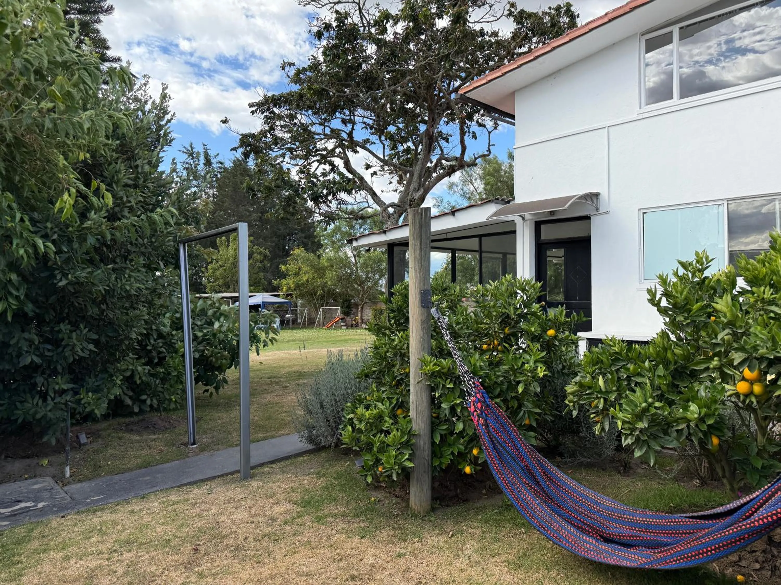 Garden in Springhills Quito Airport