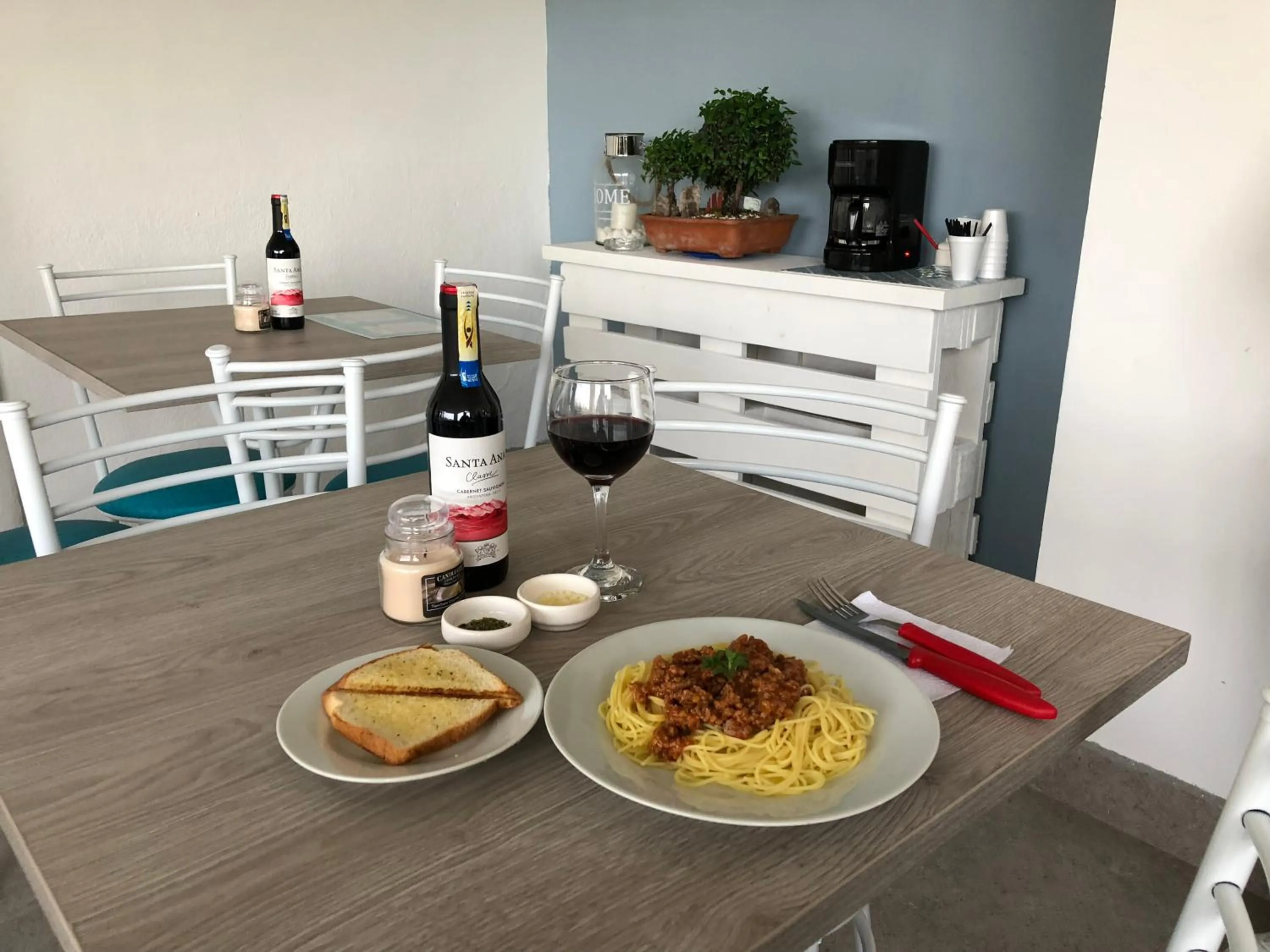 Meals in Springhills Quito Airport