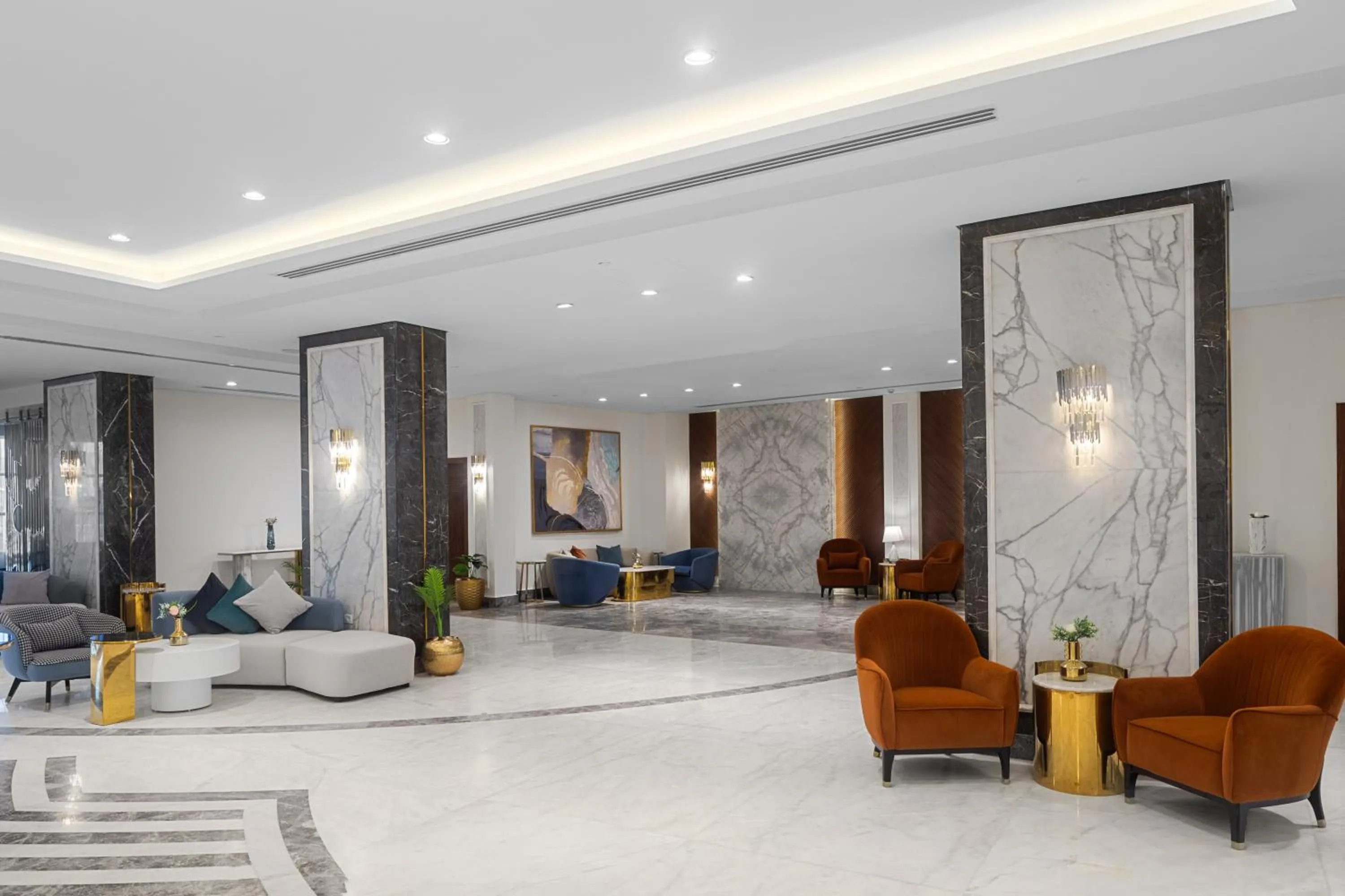 Seating area in Crystal Lotus Luxury Palace - By Pickalbatros