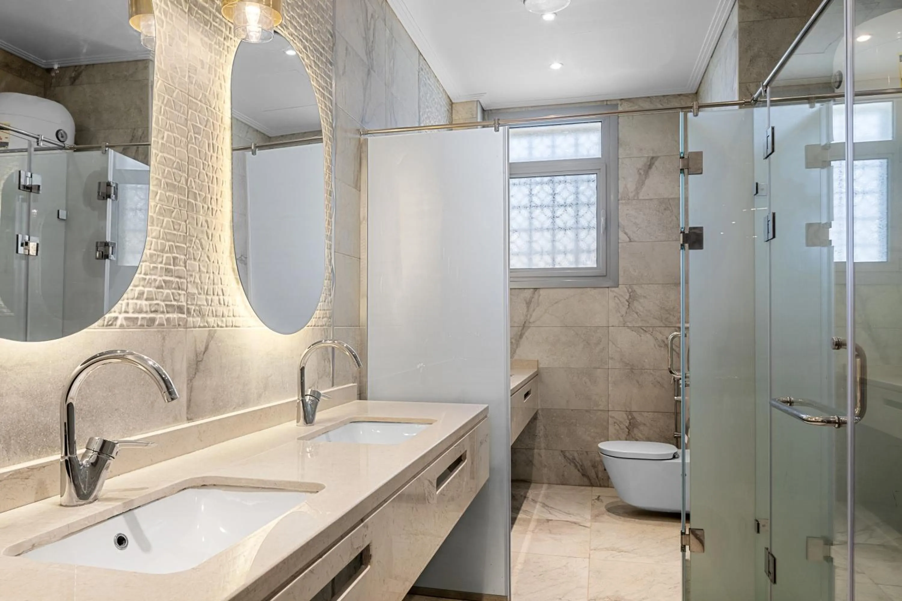 Bathroom in Crystal Lotus Luxury Palace - By Pickalbatros