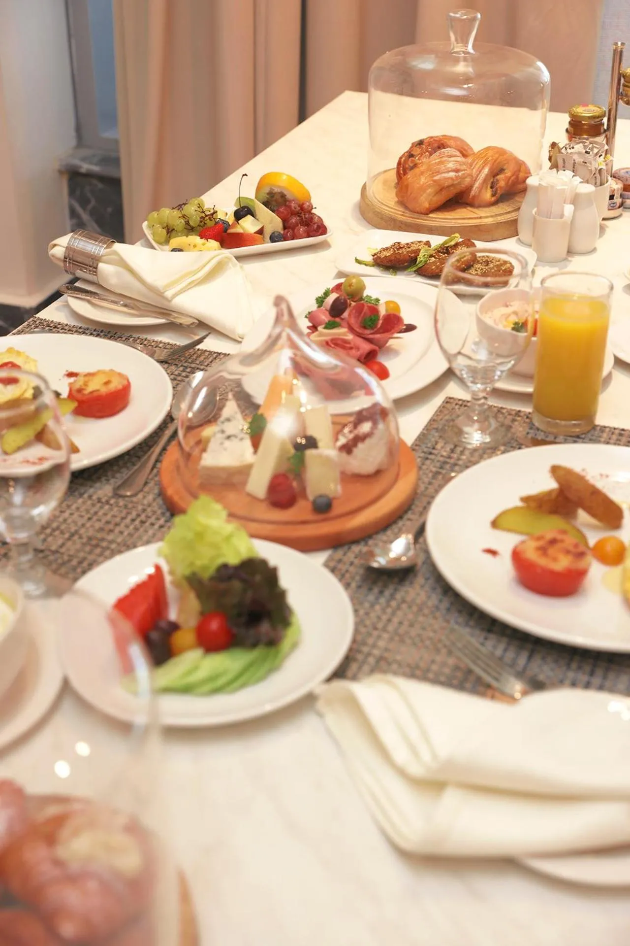 Breakfast in Crystal Lotus Luxury Palace - By Pickalbatros