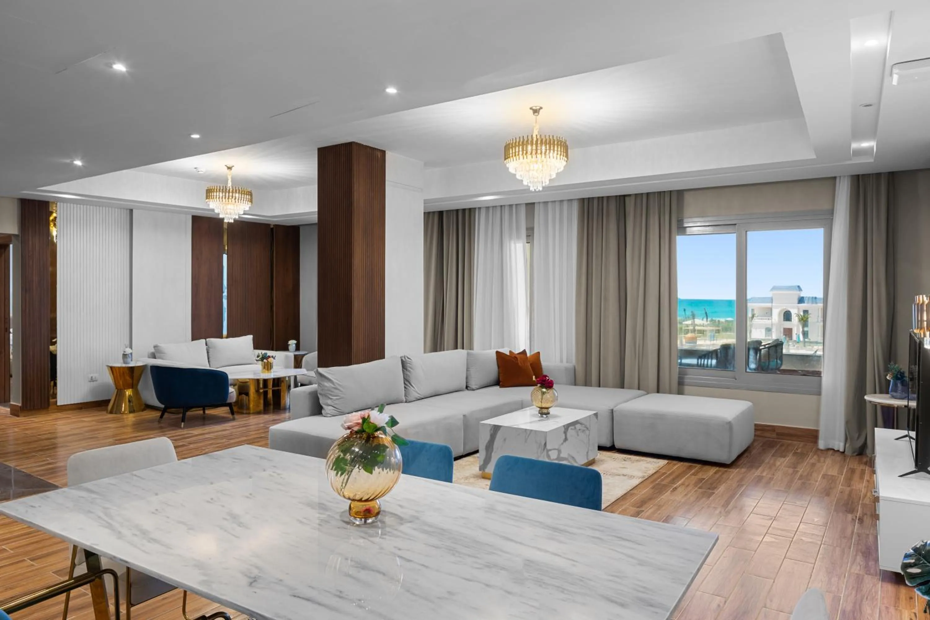 Seating area in Crystal Lotus Luxury Palace - By Pickalbatros