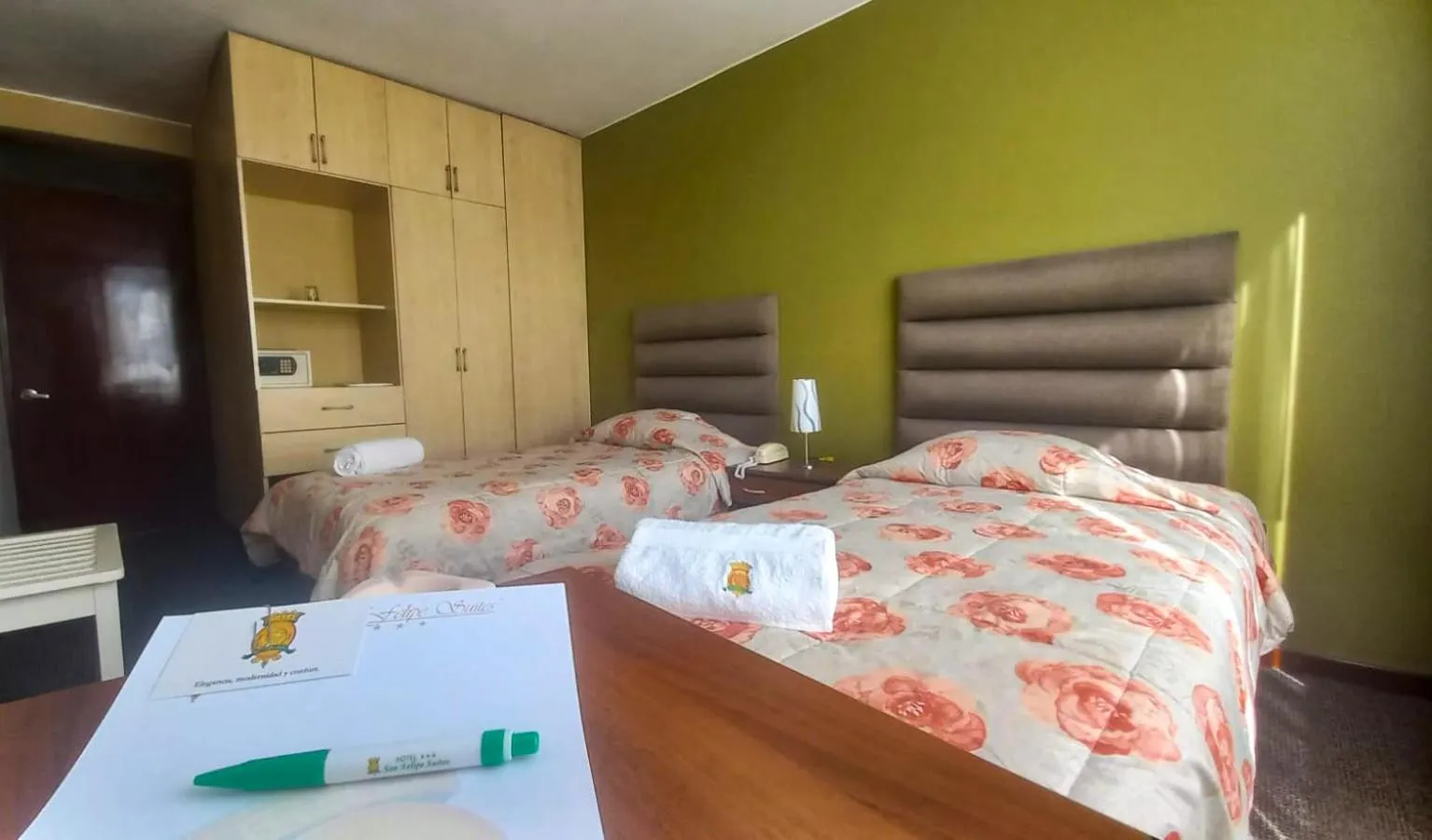 Bed in Hotel San Felipe Suites