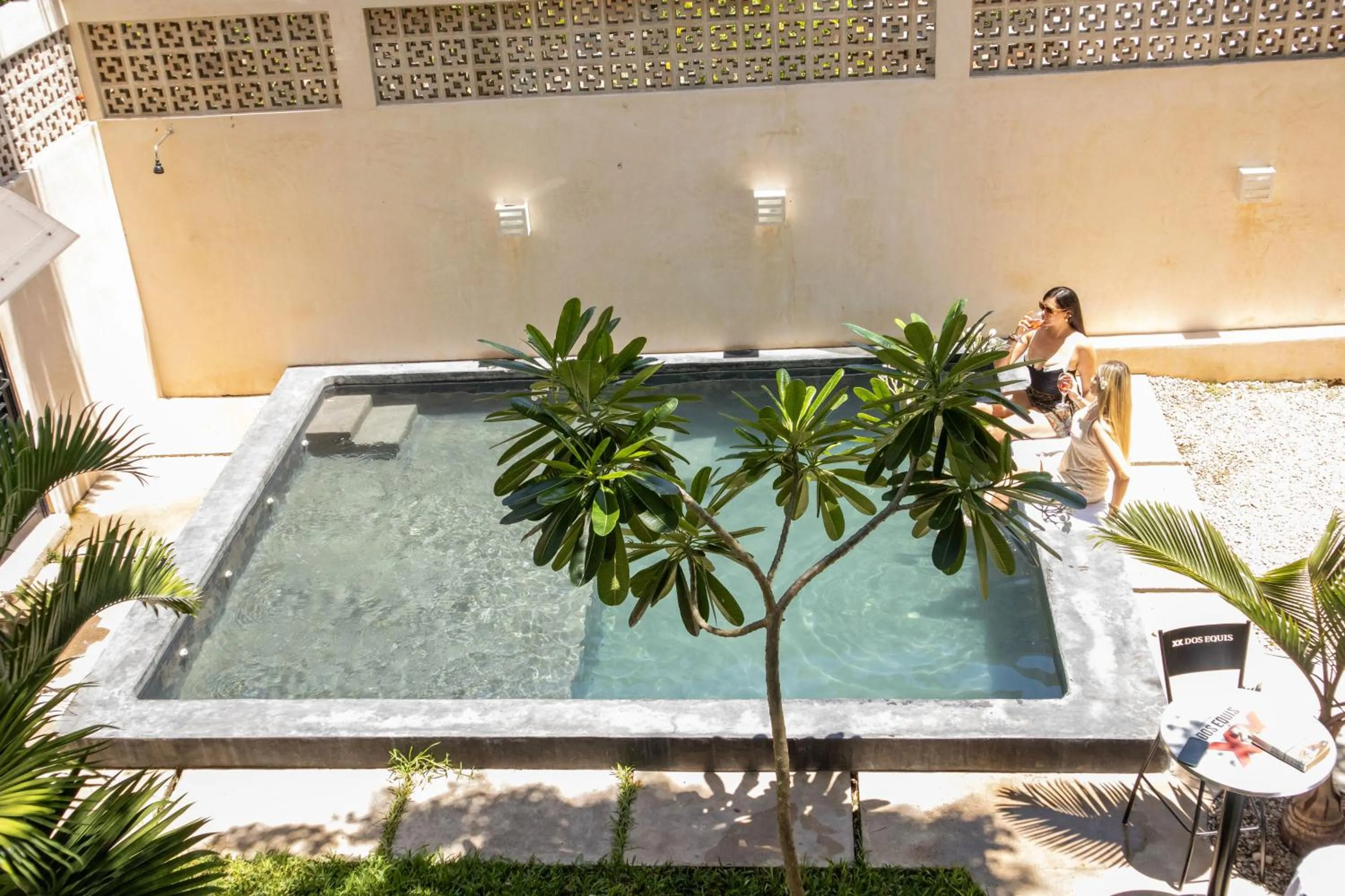 Swimming pool in Hotel Tunich Naj & Hostal