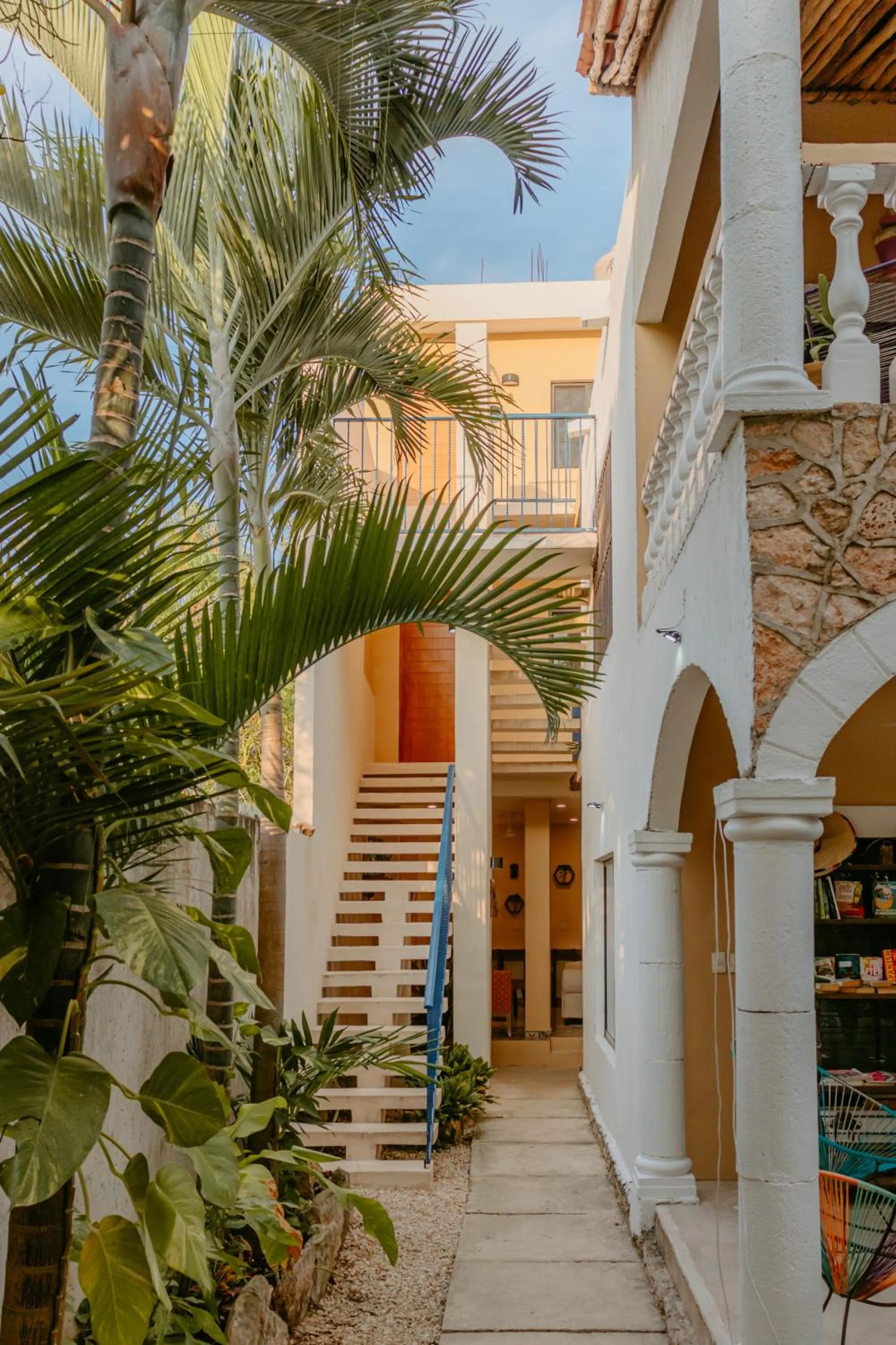 Property building in Hotel Tunich Naj & Hostal