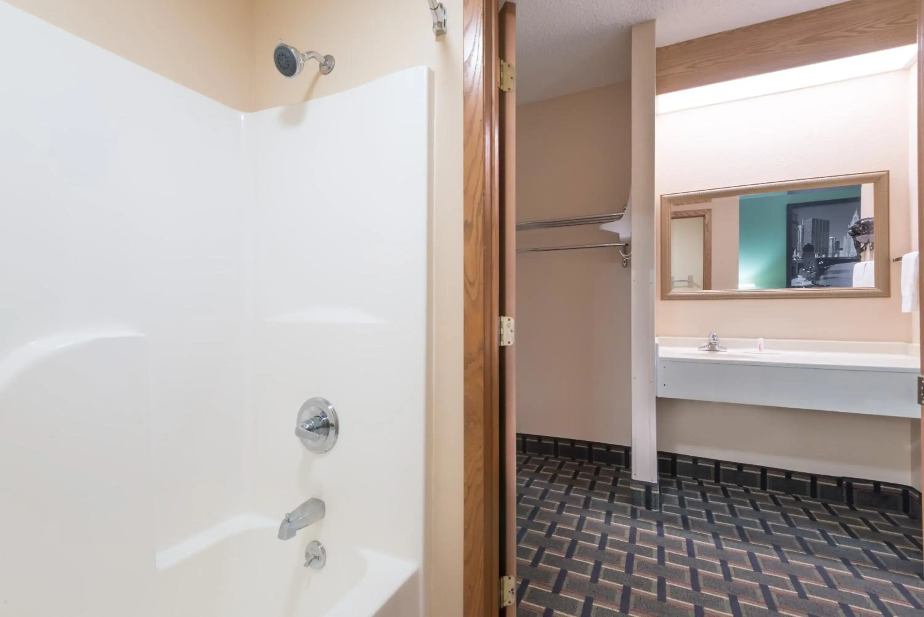 Queen Room with Two Queen Beds - Non-Smoking in Super 8 by Wyndham Mt. Carmel IL Queen Room with Two Queen Beds - Non-Smoking in Super 8 by Wyndham Mt. Carmel IL