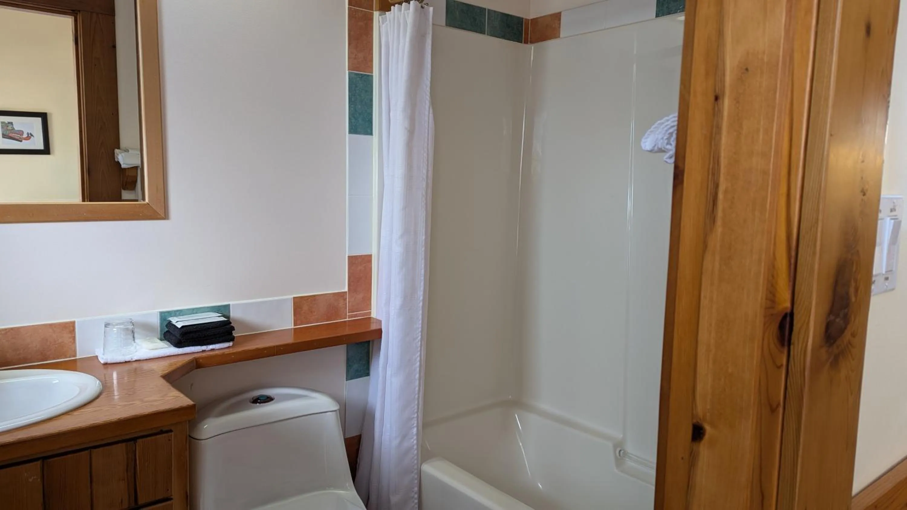 Bathroom in Seine Boat Inn