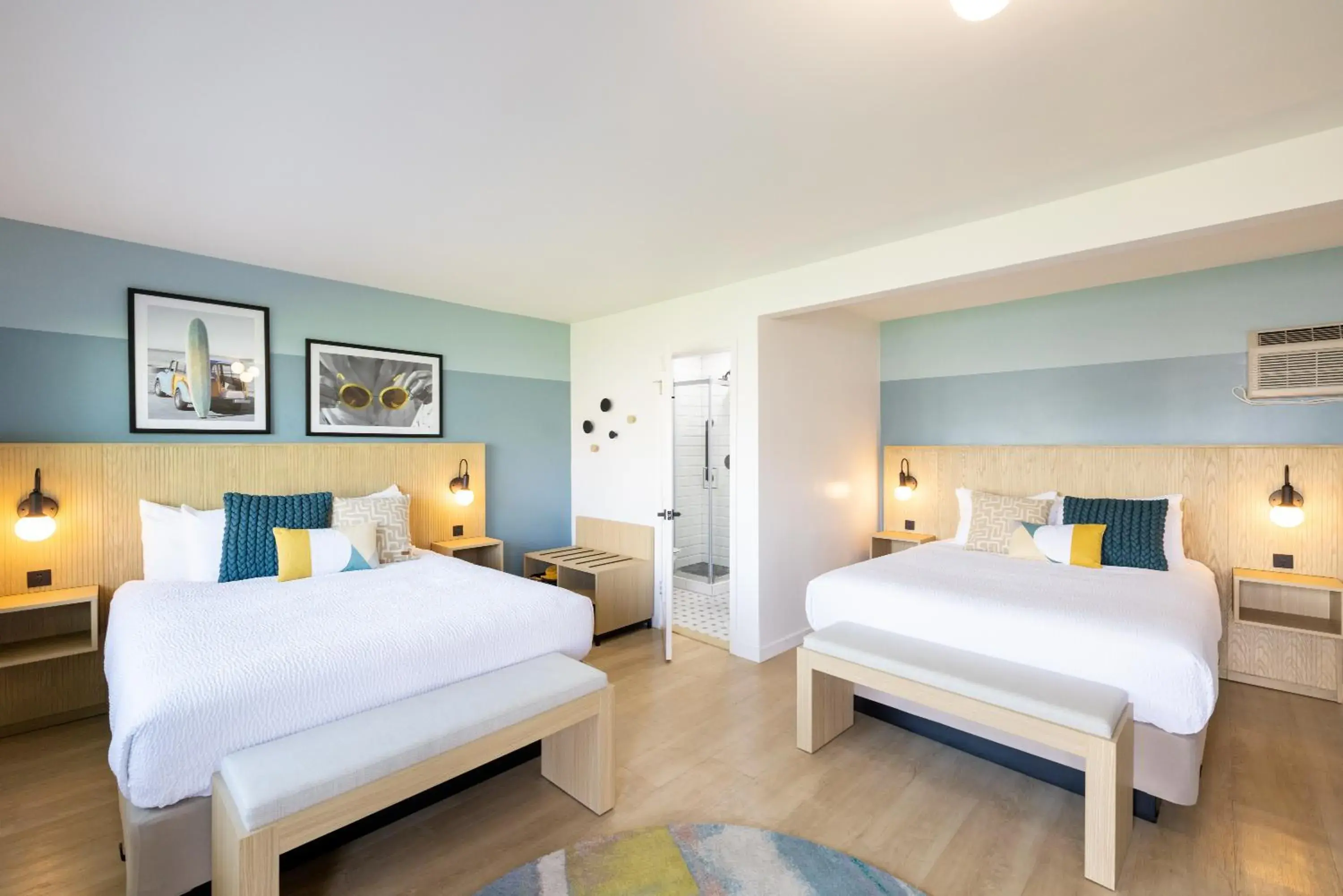 Bedroom, Bed in Tides Oceanview Inn and Cottages Bedroom, Bed in Tides Oceanview Inn and Cottages