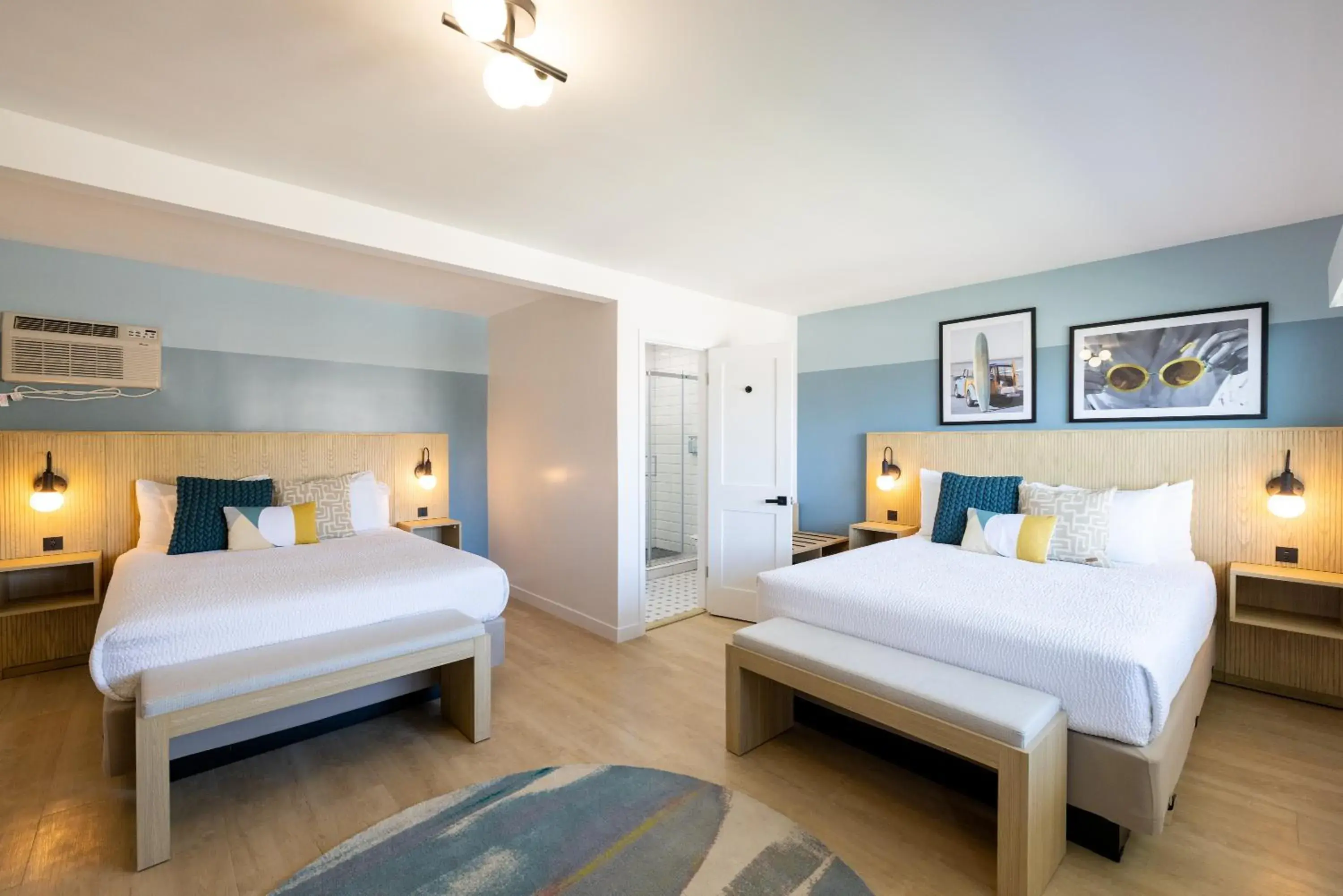 Bedroom, Bed in Tides Oceanview Inn and Cottages Bedroom, Bed in Tides Oceanview Inn and Cottages