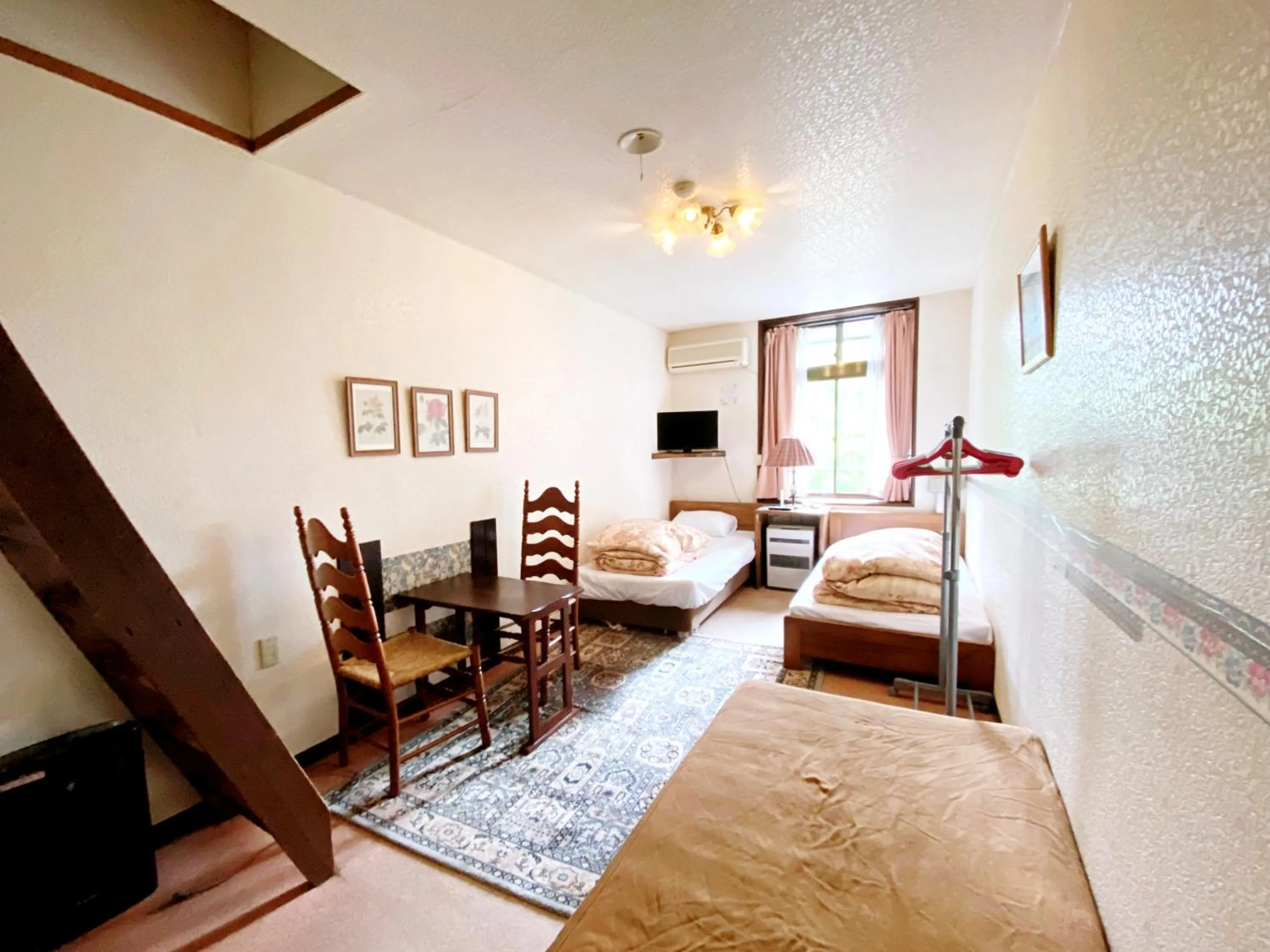 Photo of the whole room, Bed in Garden Pension Obergurgl