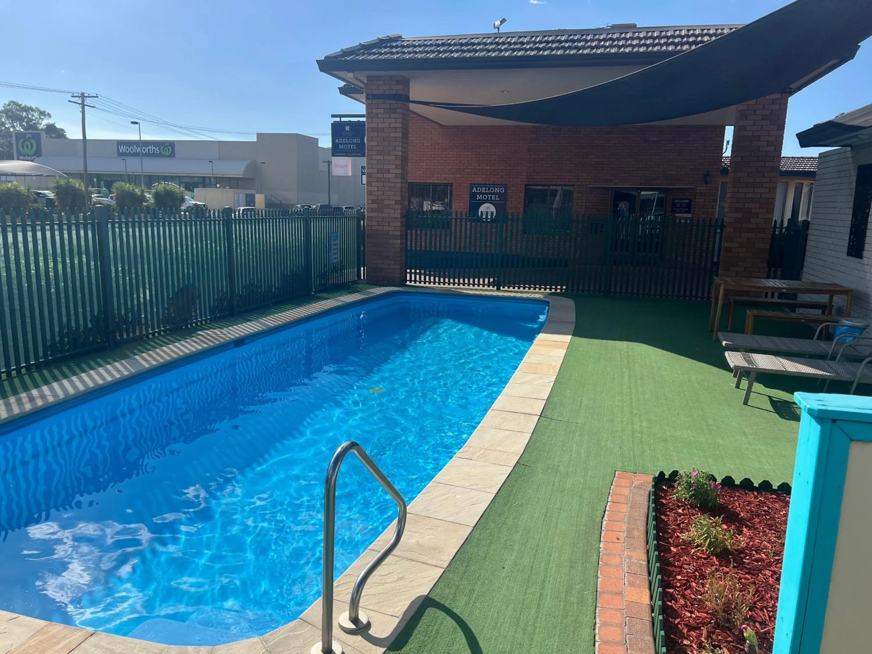 Pool view in Adelong Motel