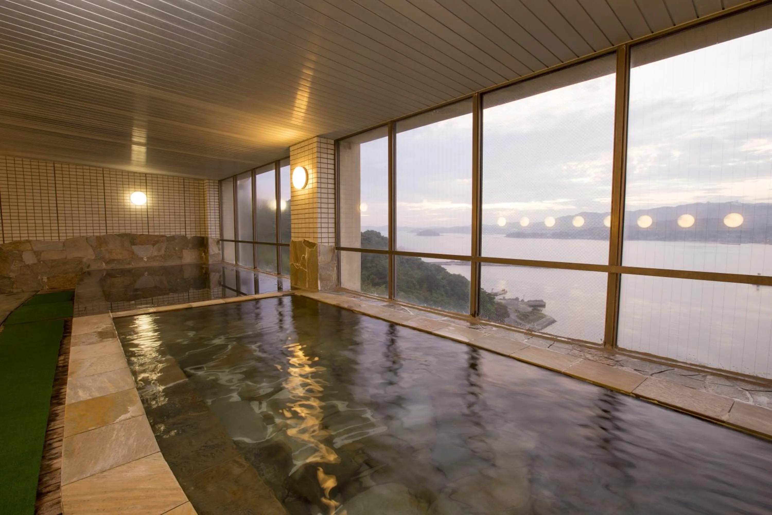 Hot Spring Bath in Wano Resort Hazu