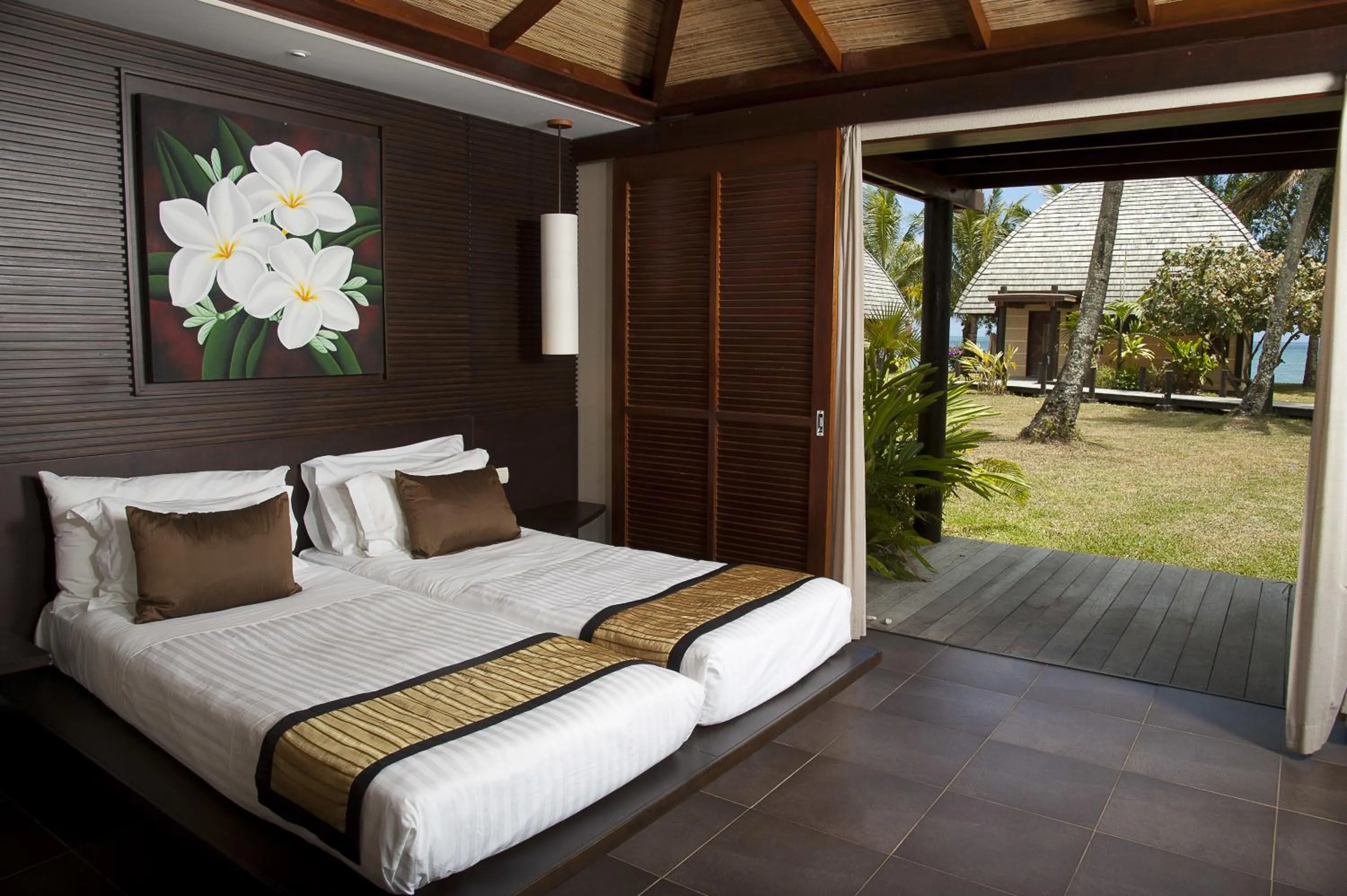 Patio, Bed in Hotel Tieti