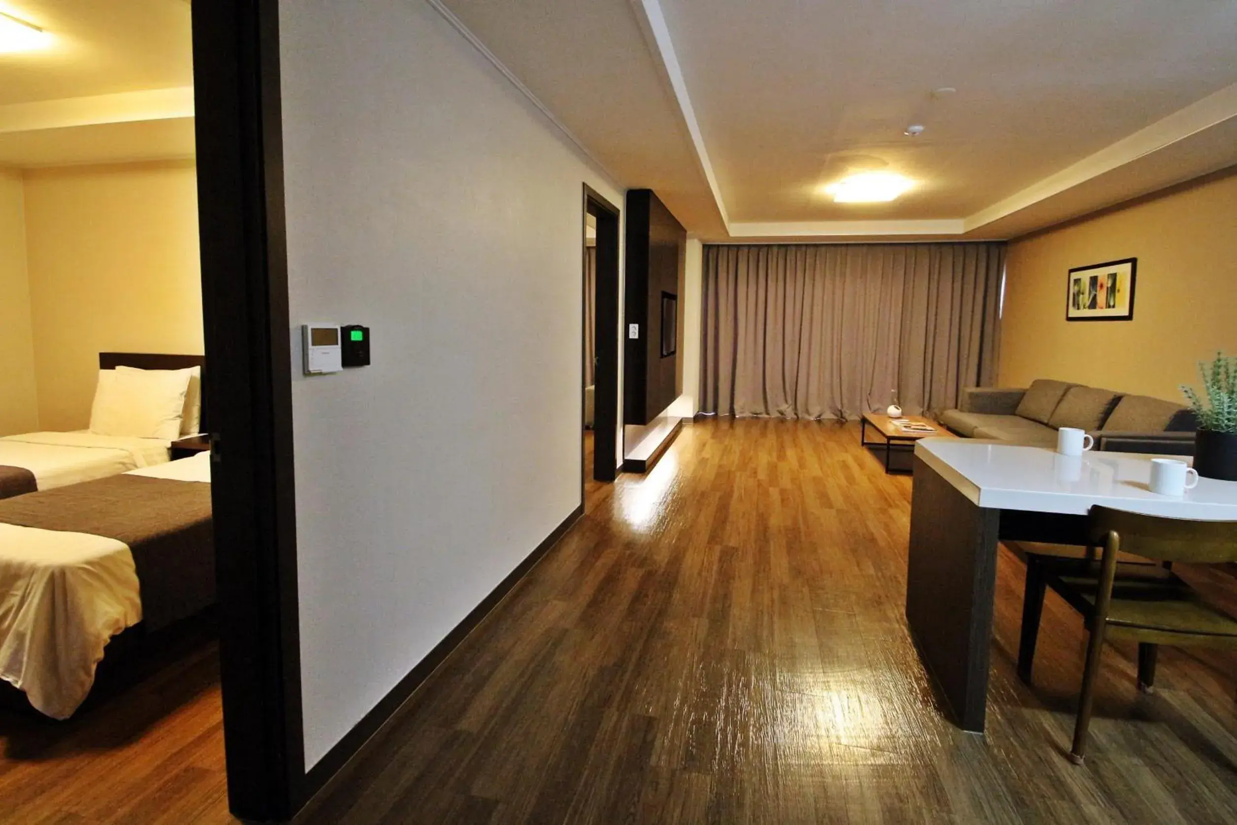 Property building, Bed in Luceville Property building, Bed in Luceville