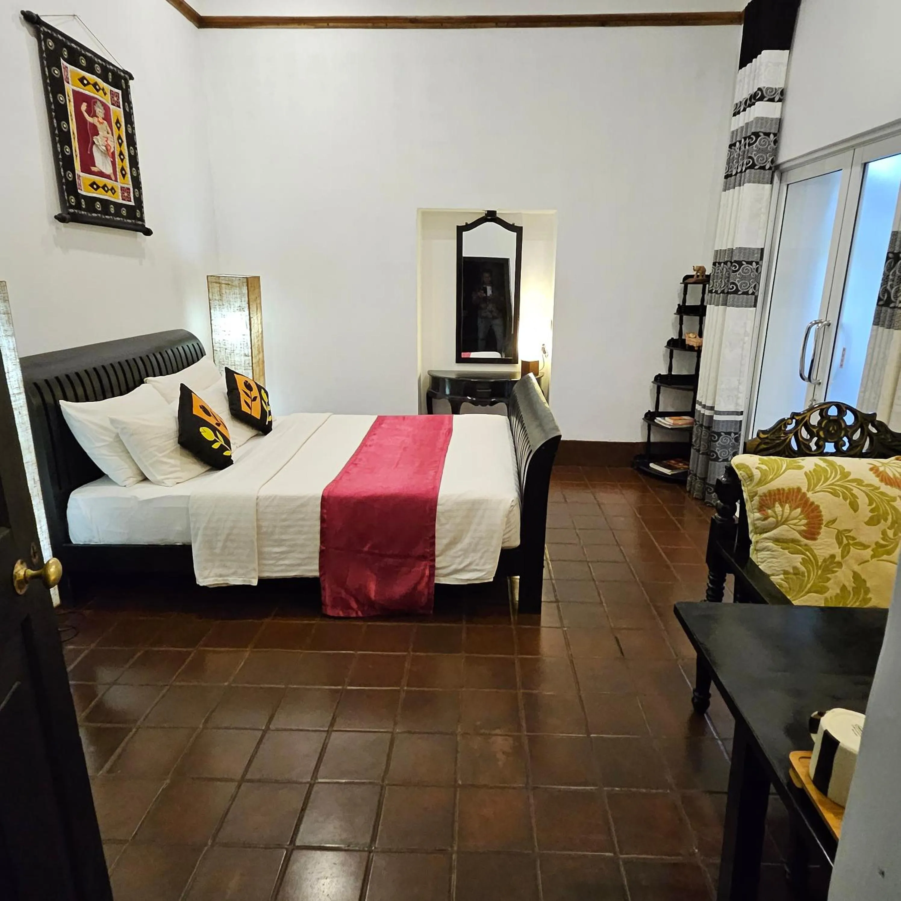 Bedroom, Bed in Ella Planters Bungalow