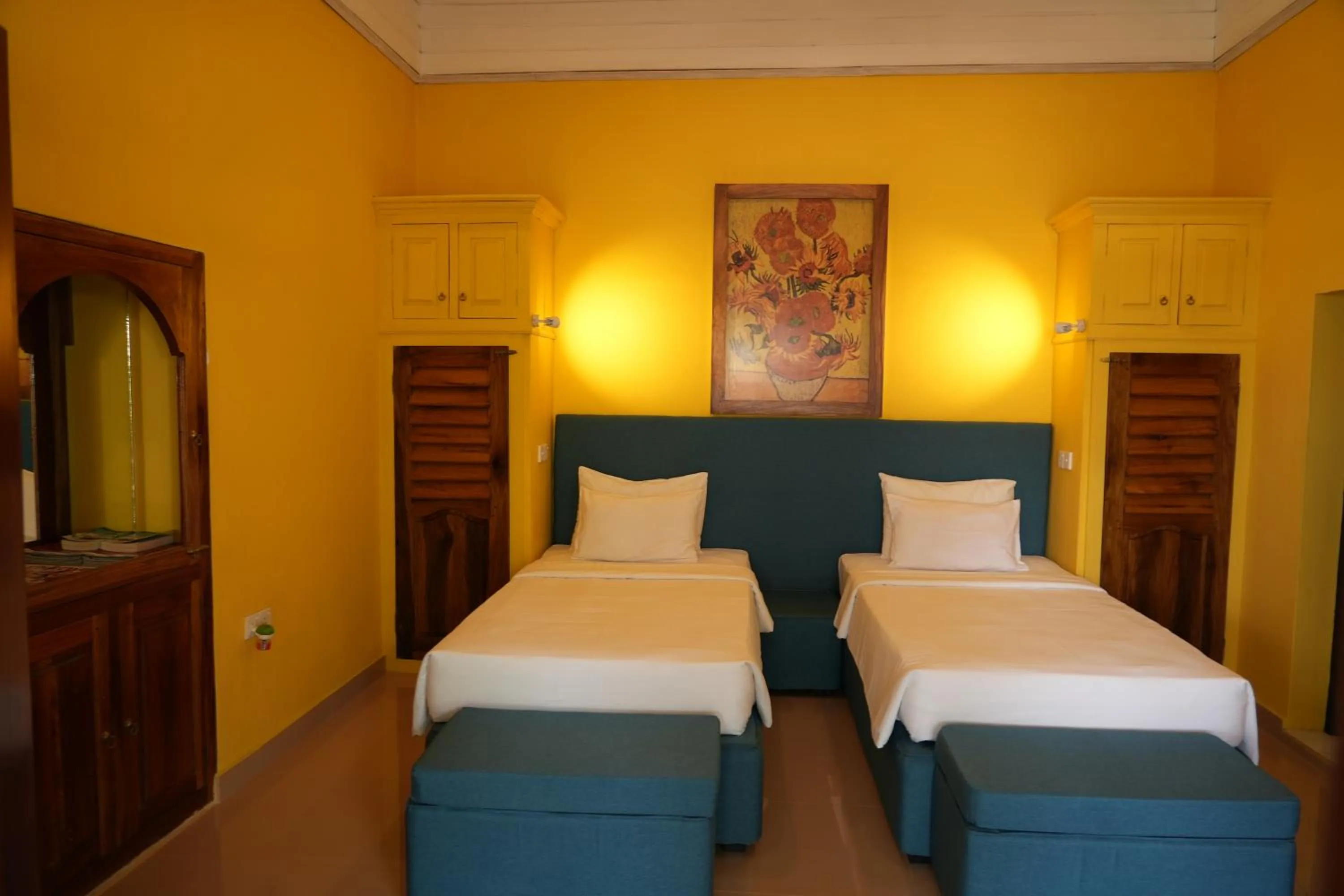 Bed in Ella Planters Bungalow