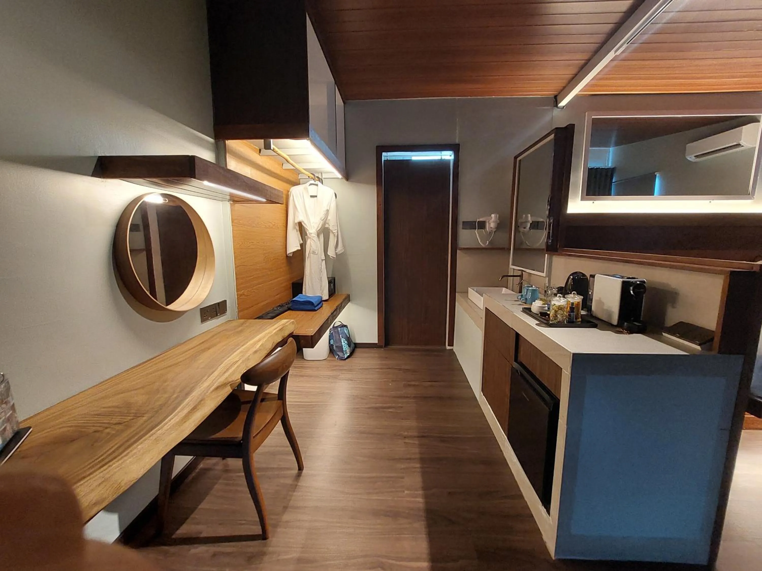 Bedroom in Alunan Resort