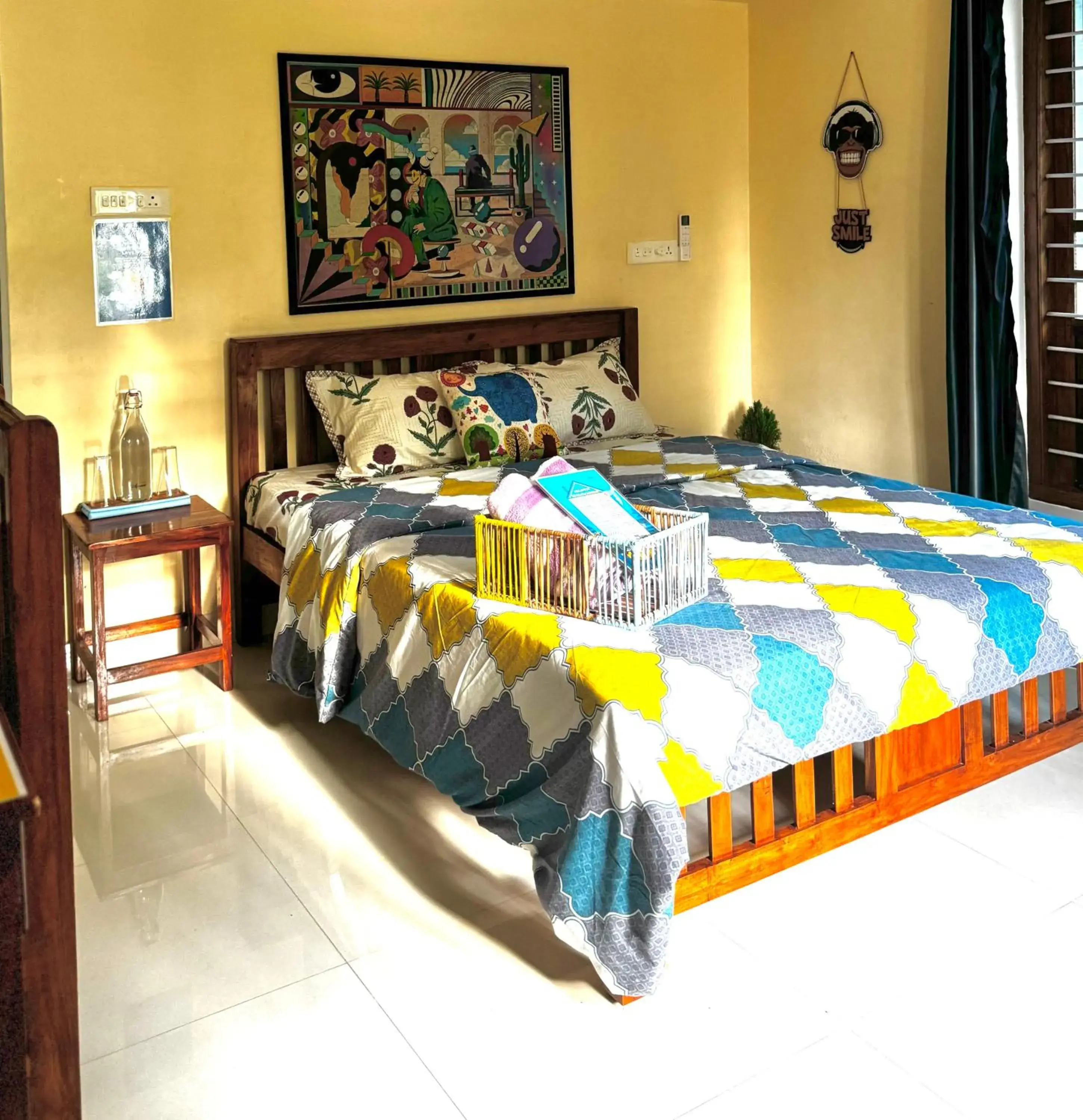 Bed in The Yellow Submarine Bed in The Yellow Submarine