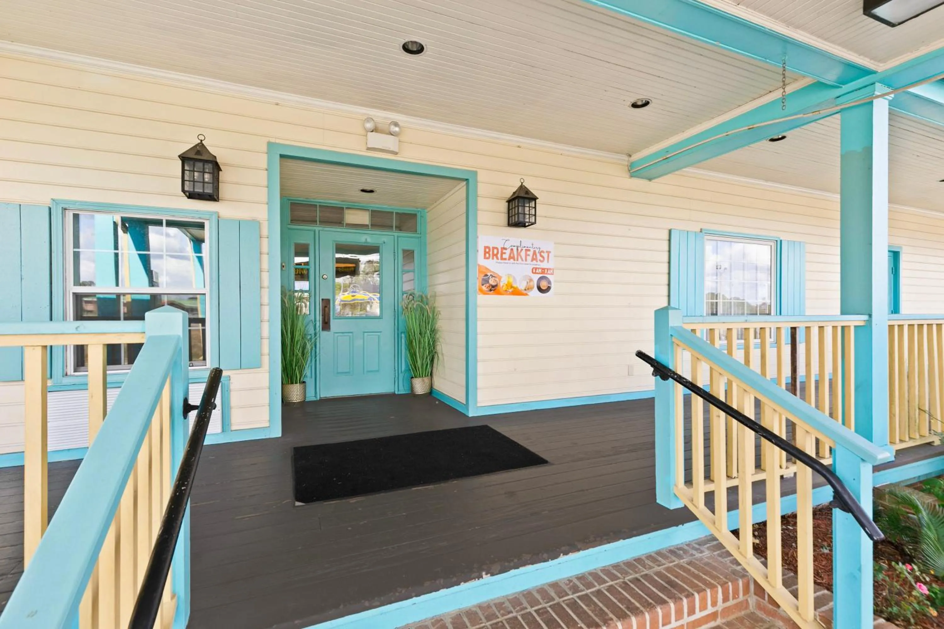 Breakfast in Moonlight Inn Hotel O Hattiesburg, MS