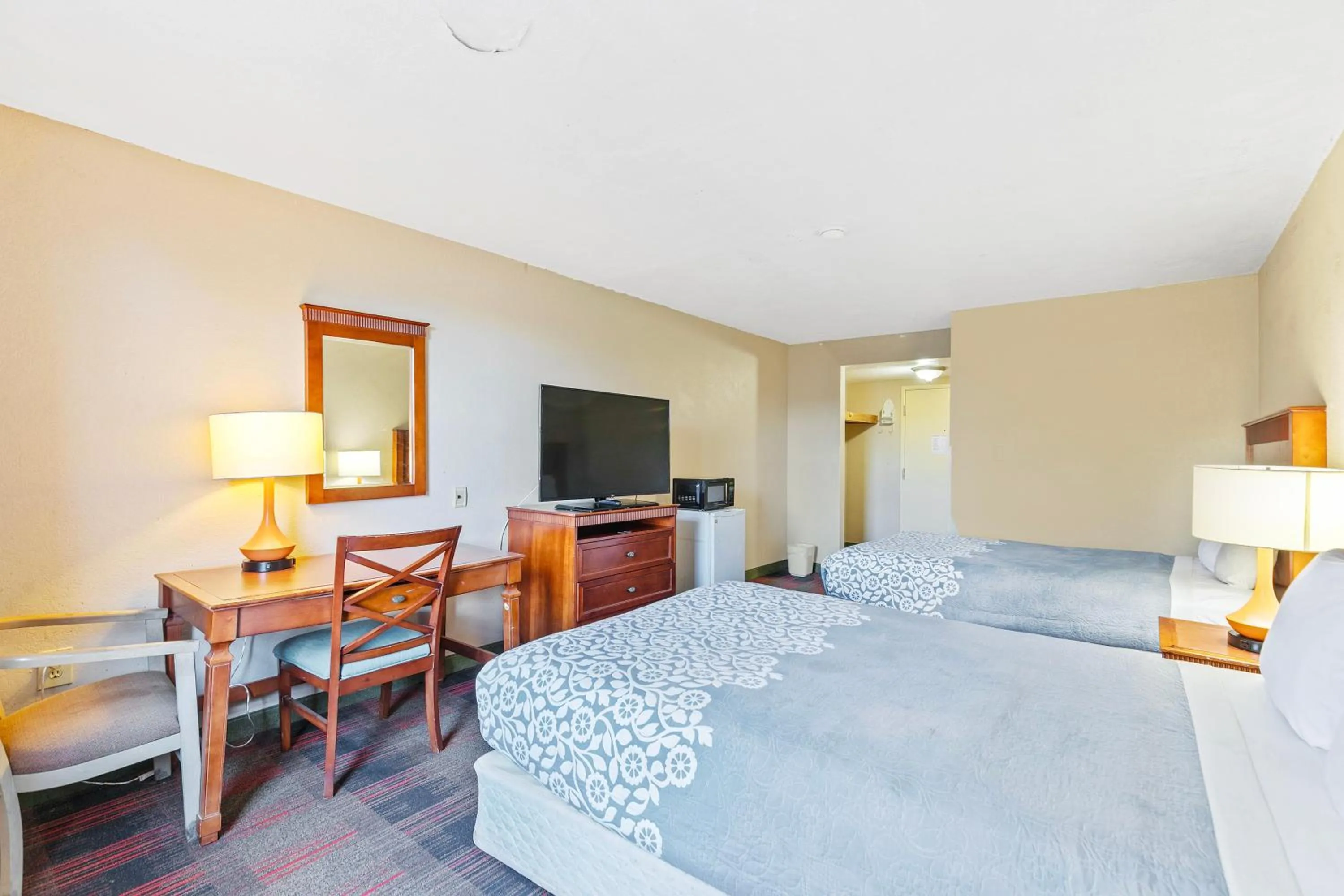 Bedroom, Bed in Moonlight Inn Hotel O Hattiesburg, MS