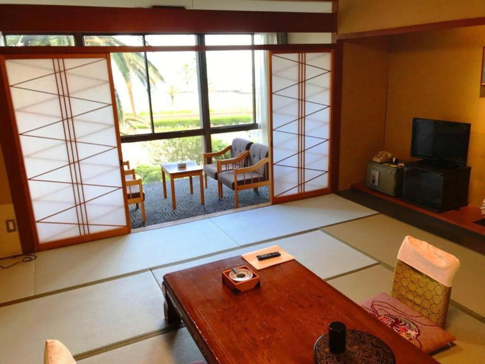 Photo of the whole room in Nishiura Grand Hotel Kikkei