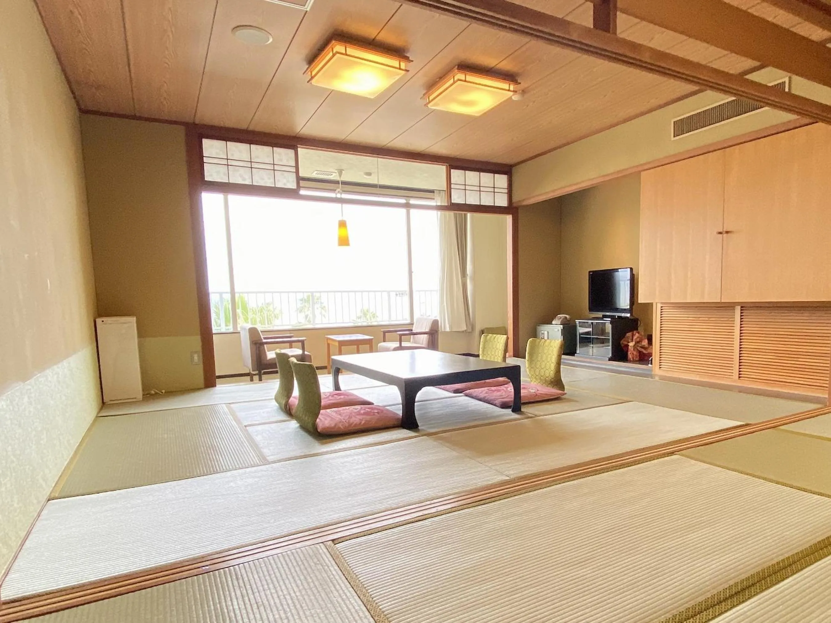 Living room in Nishiura Grand Hotel Kikkei