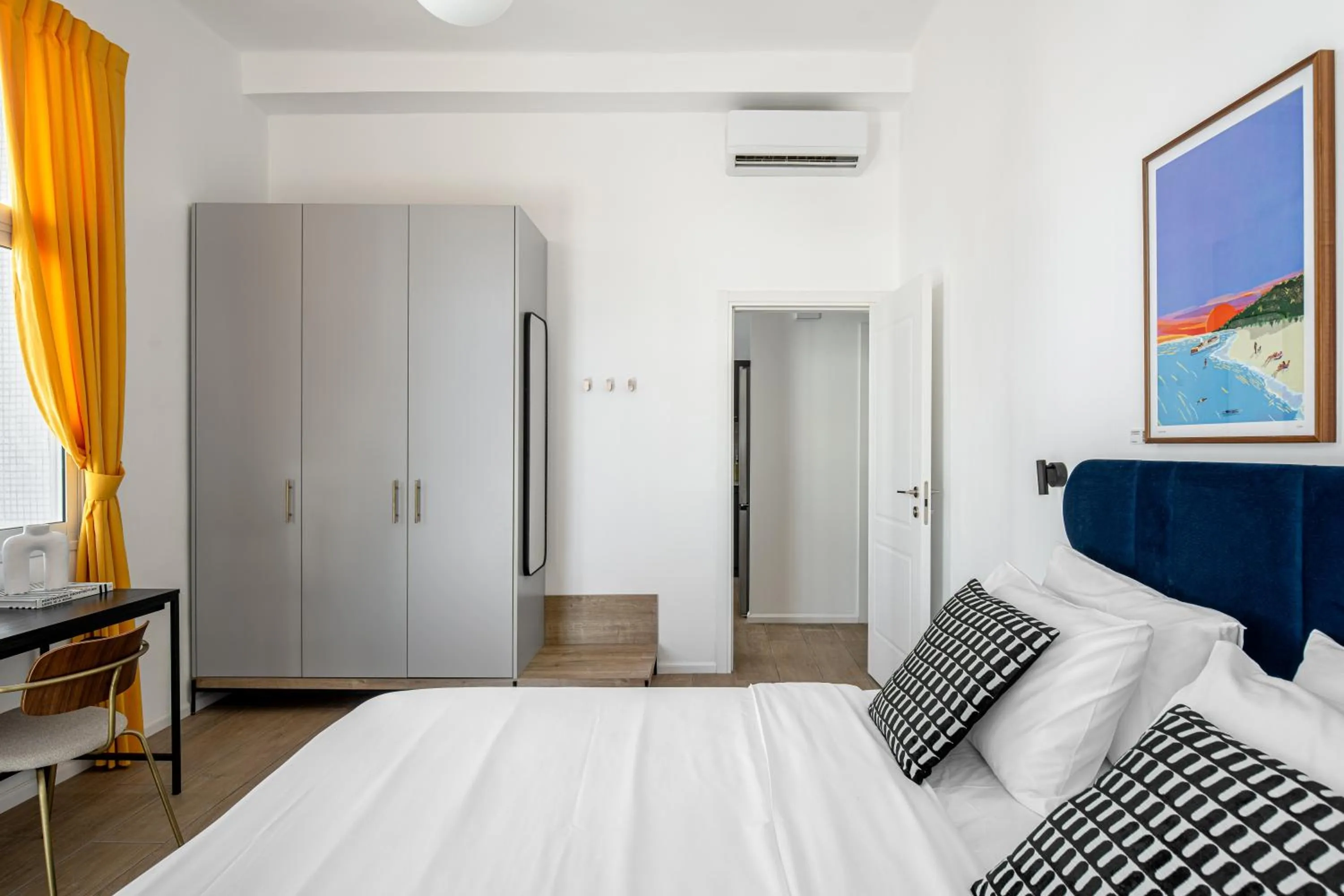 Bedroom, Bed in Mate Levinski - By HOMY