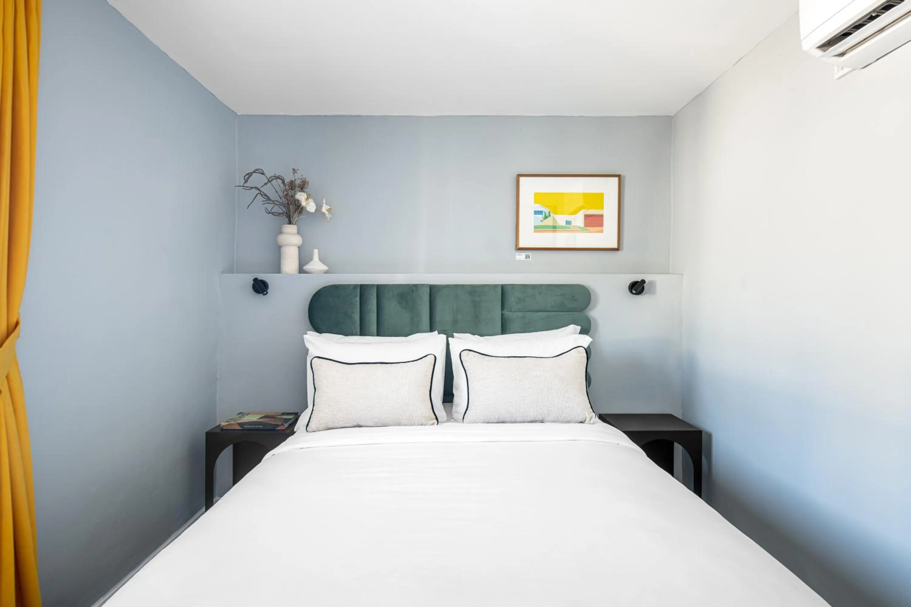 Bedroom, Bed in Mate Levinski - By HOMY