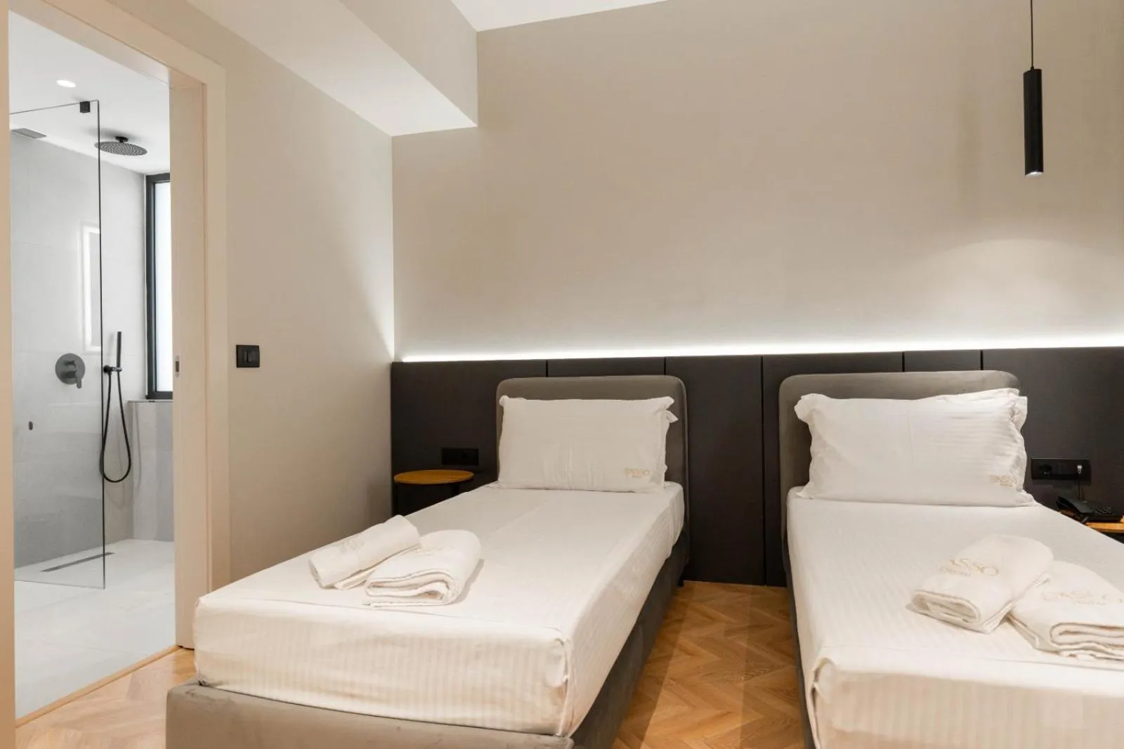Bed in SASSO Hotel