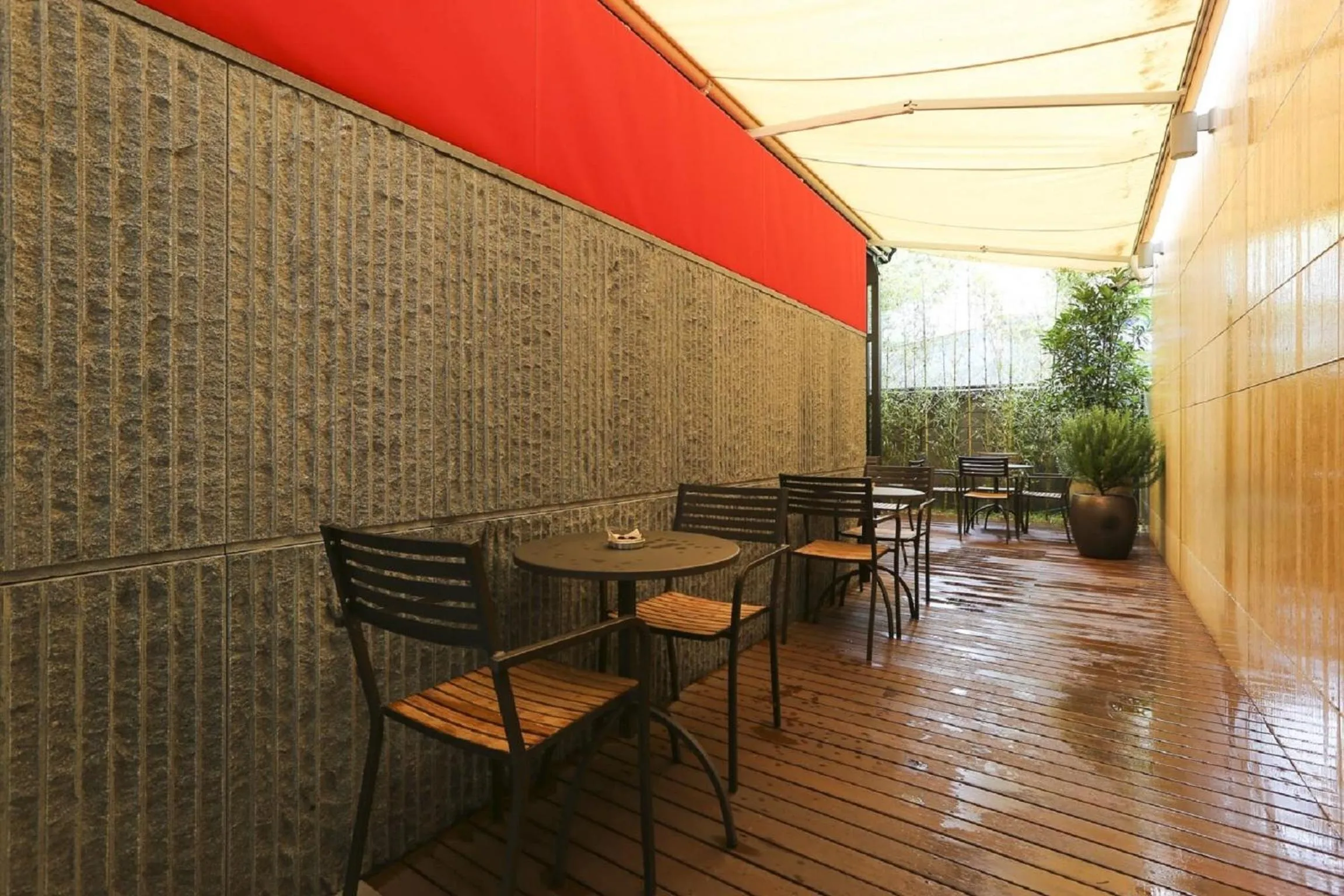 Restaurant/Places to Eat in Borjomi Boutique Seoul Hotel