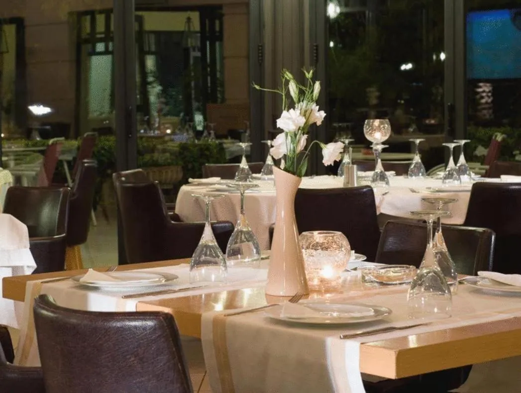 Restaurant/places to eat in Verde Al Mare Boutique Hotel