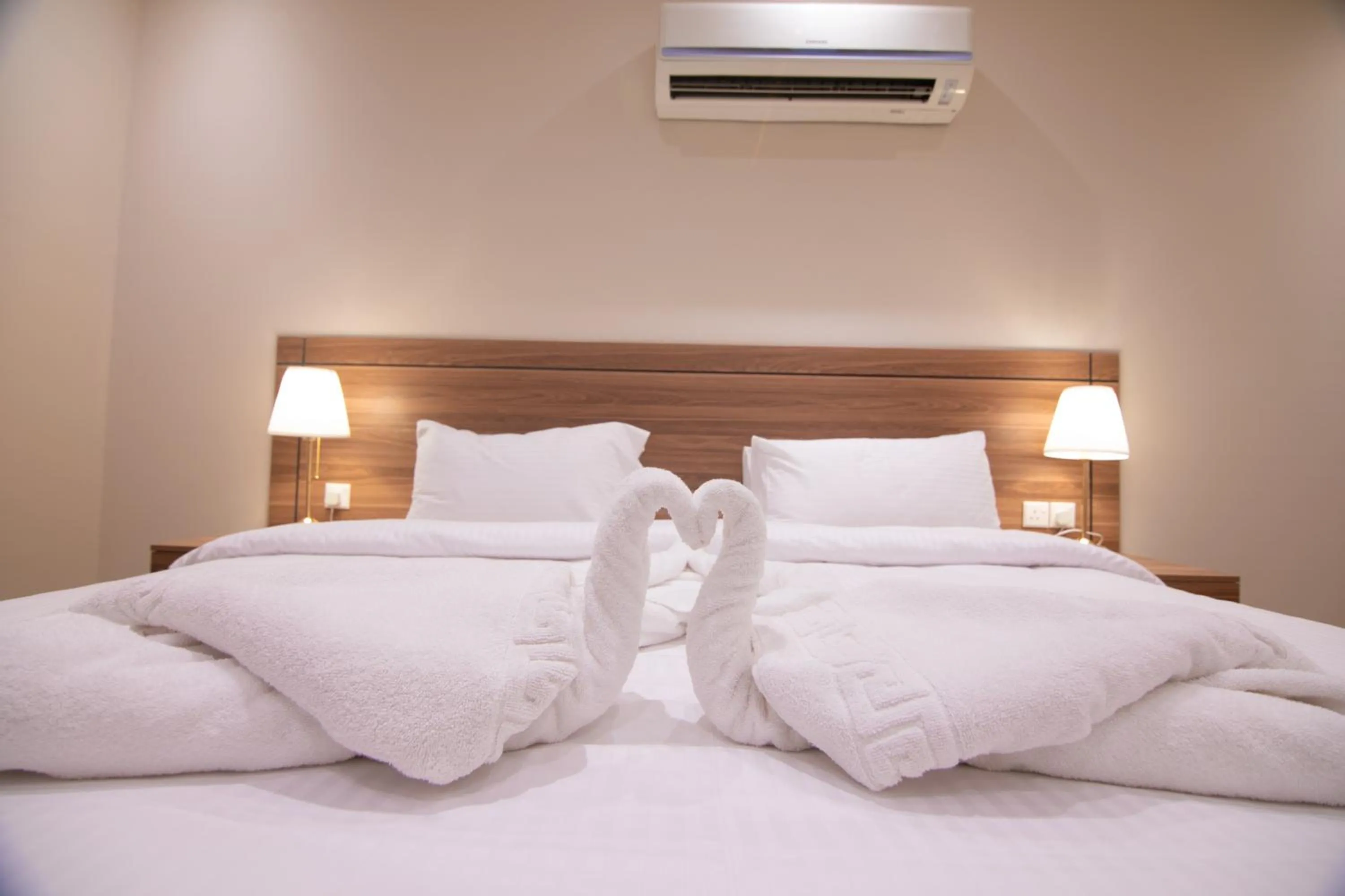 Bed in Towlan Alfalah