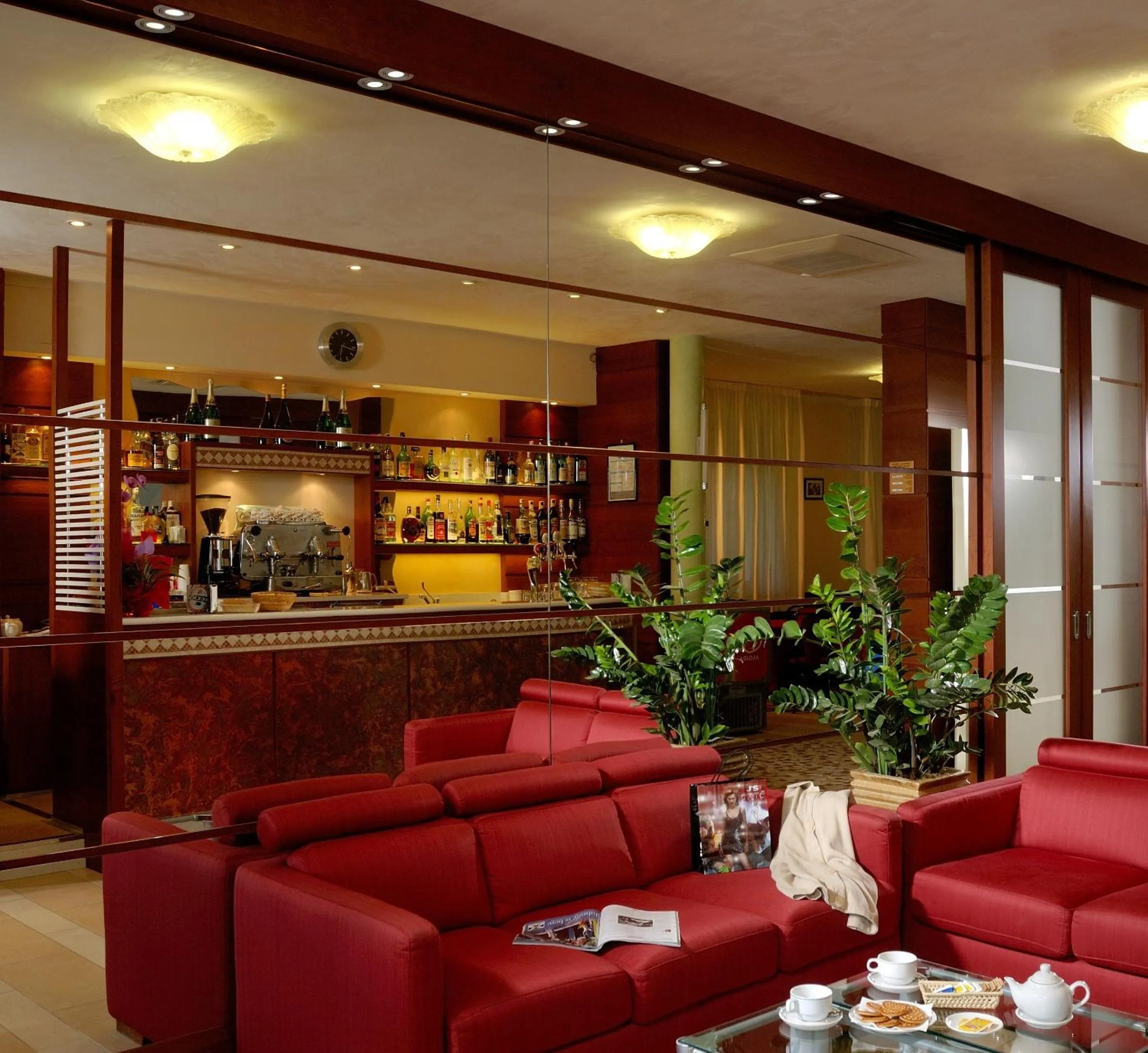 Lounge or bar in Hotel Odeon