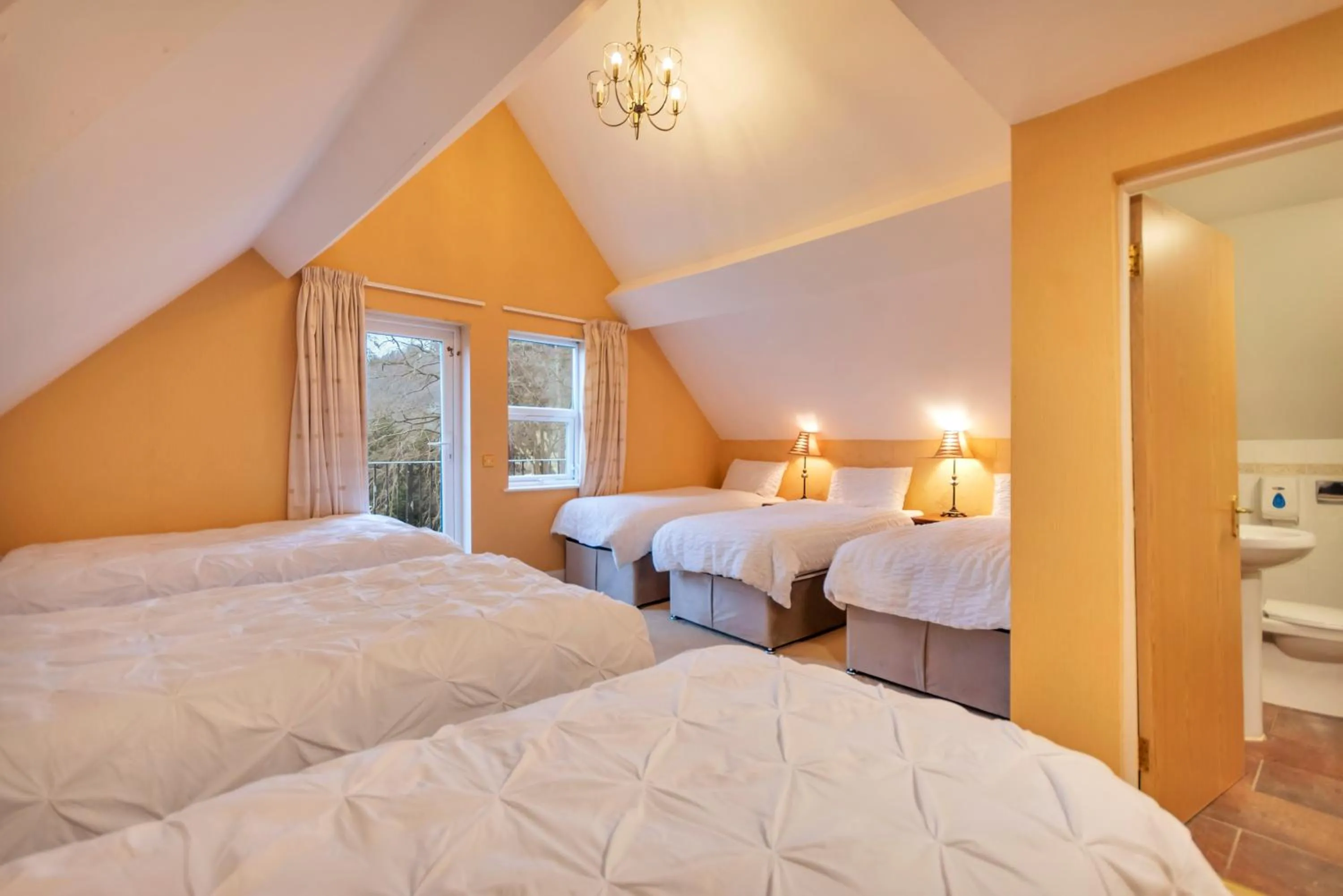 Bed in White Waters Bed and Breakfast