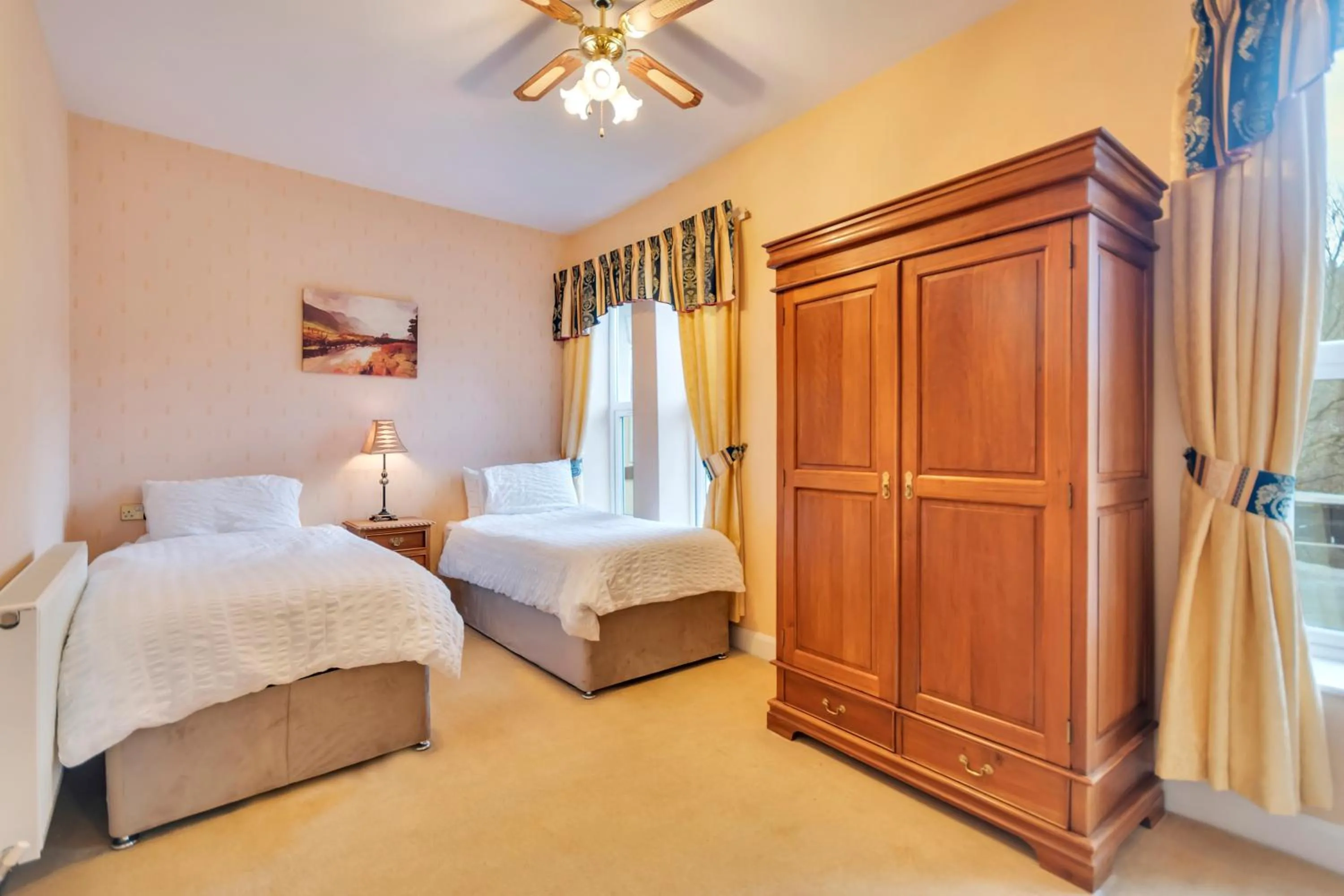 Bed in White Waters Bed and Breakfast