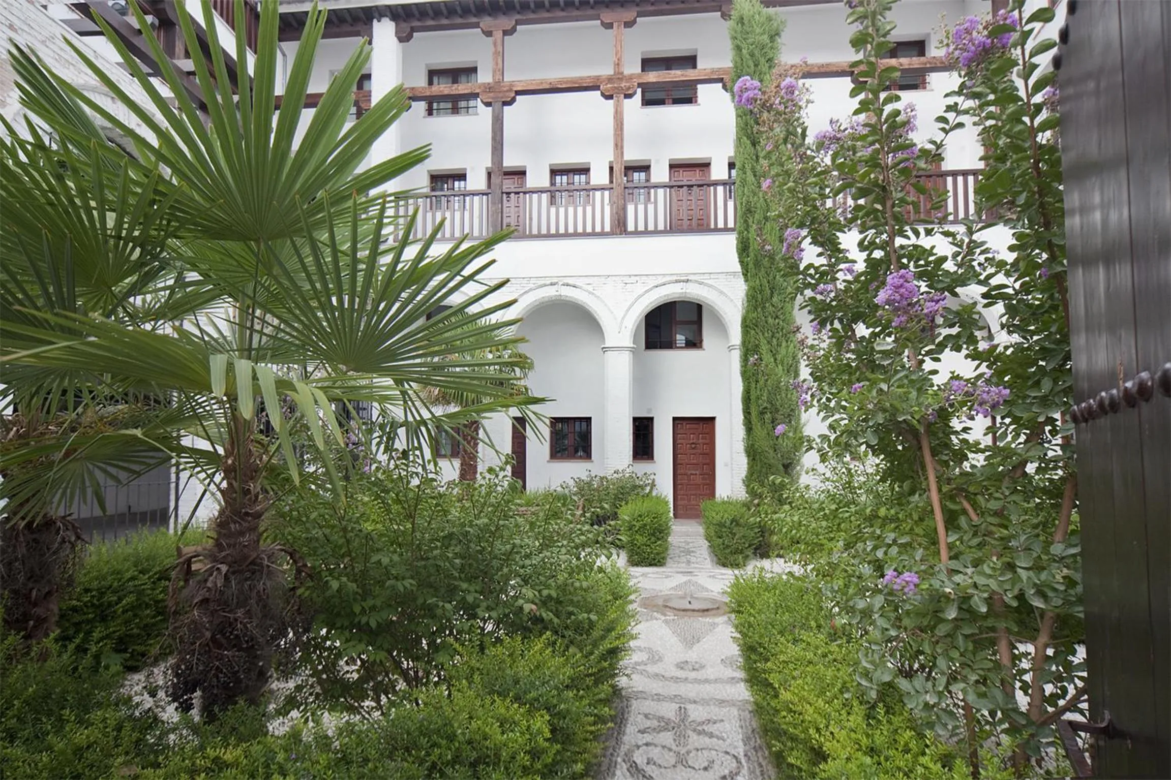 Patio in Smart Suites Albaicin