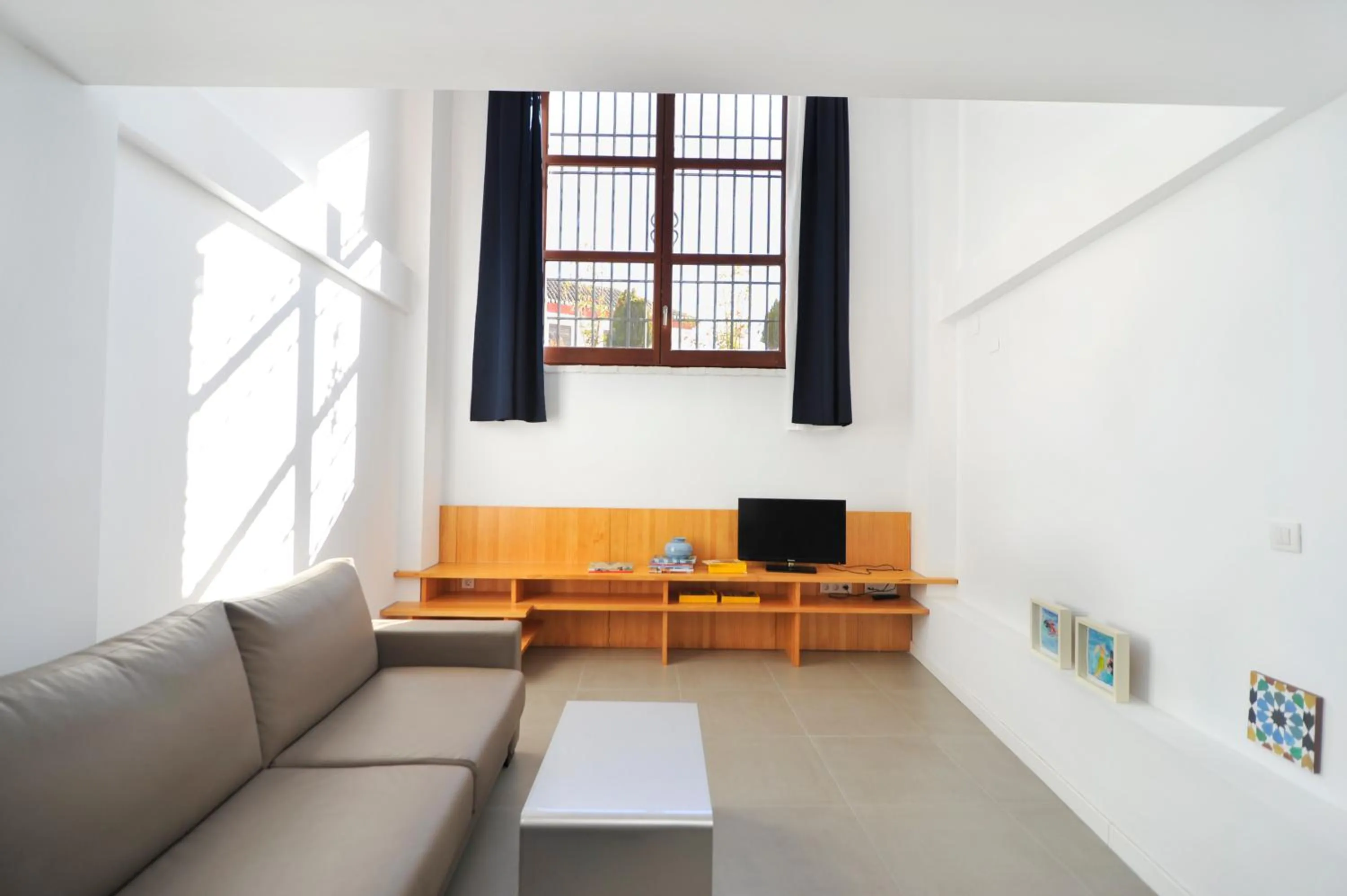 Living room in Smart Suites Albaicin