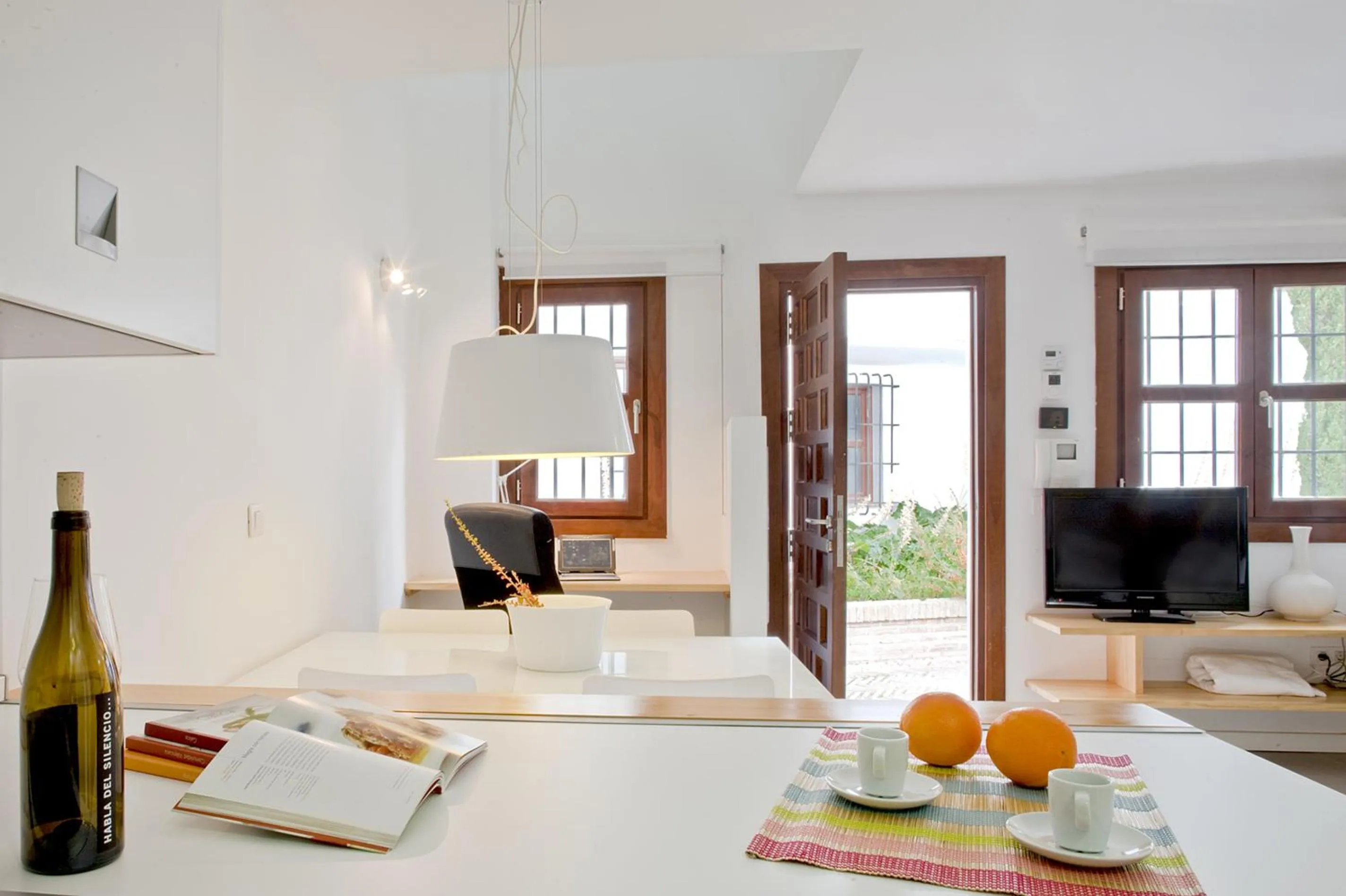 Kitchen or kitchenette in Smart Suites Albaicin