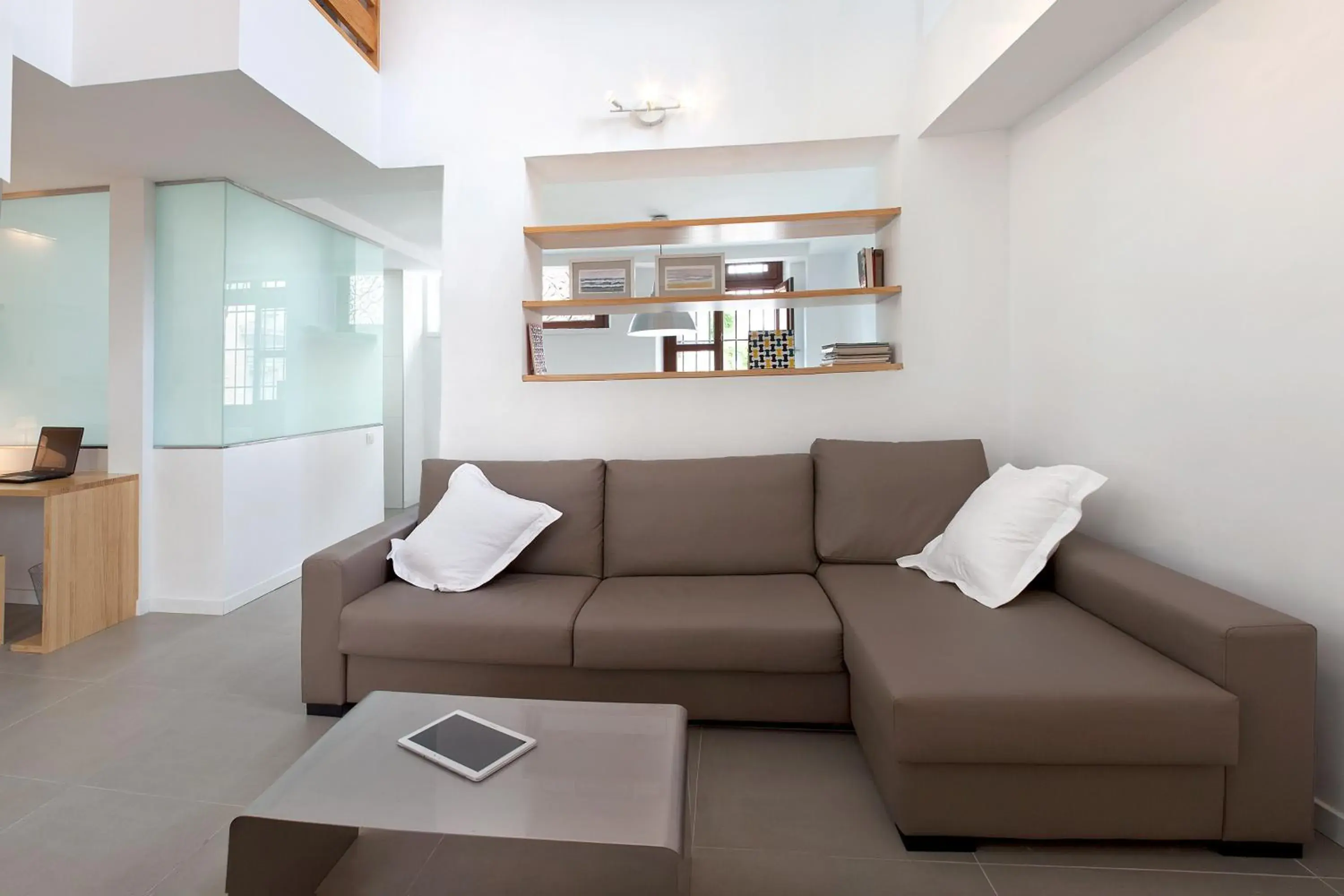 Superior Two-Bedroom Apartment in Smart Suites Albaicin Superior Two-Bedroom Apartment in Smart Suites Albaicin