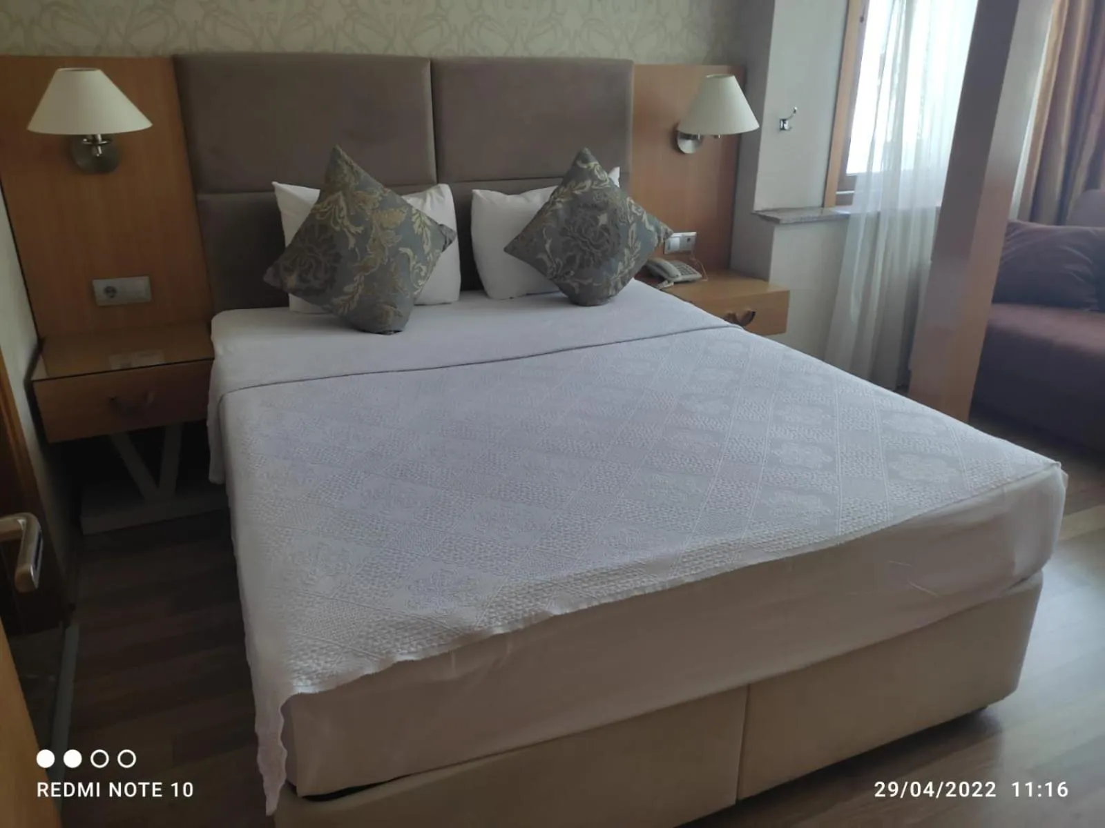 Bed in Adana Yukselhan Hotel